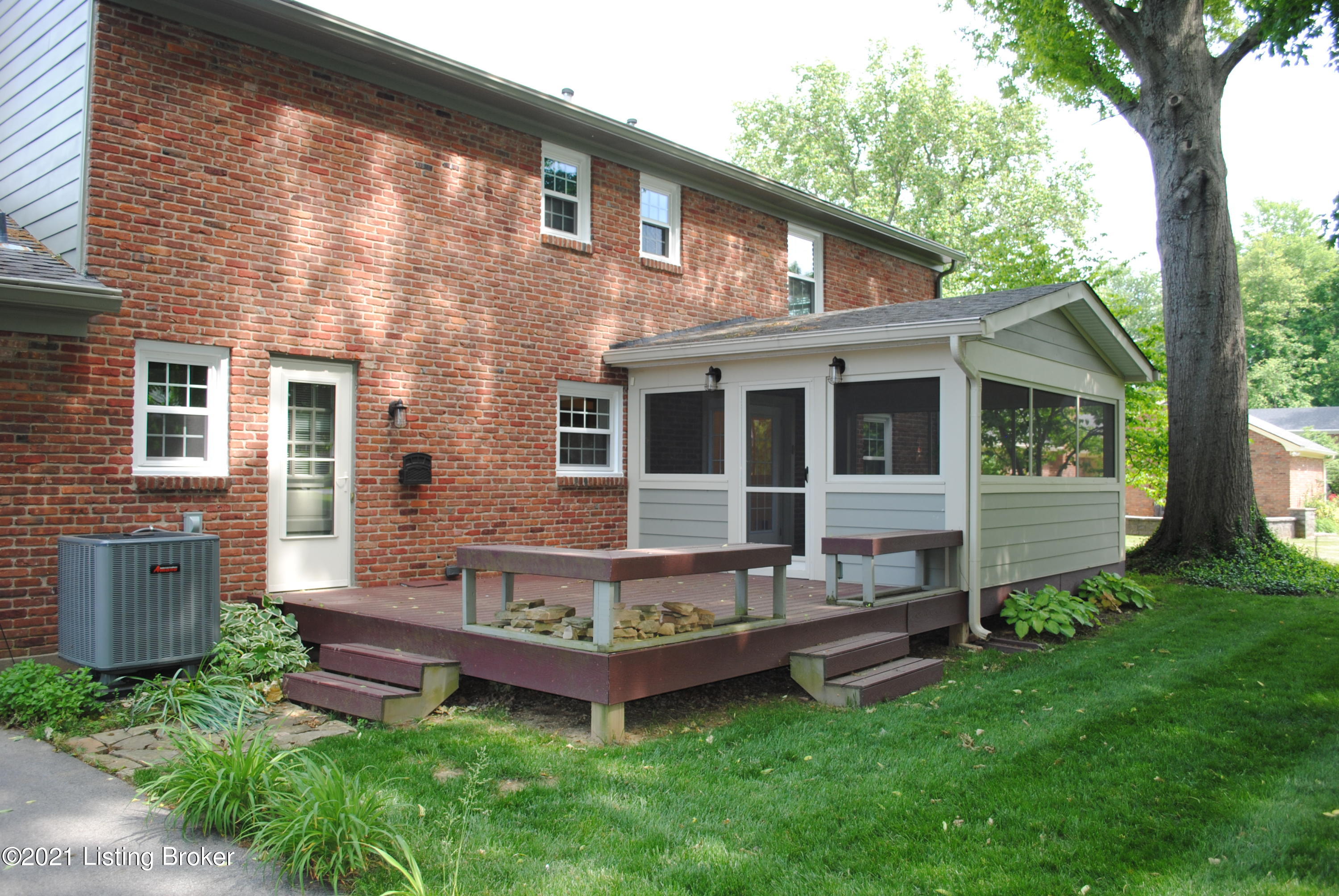 504 Falkirk Ct