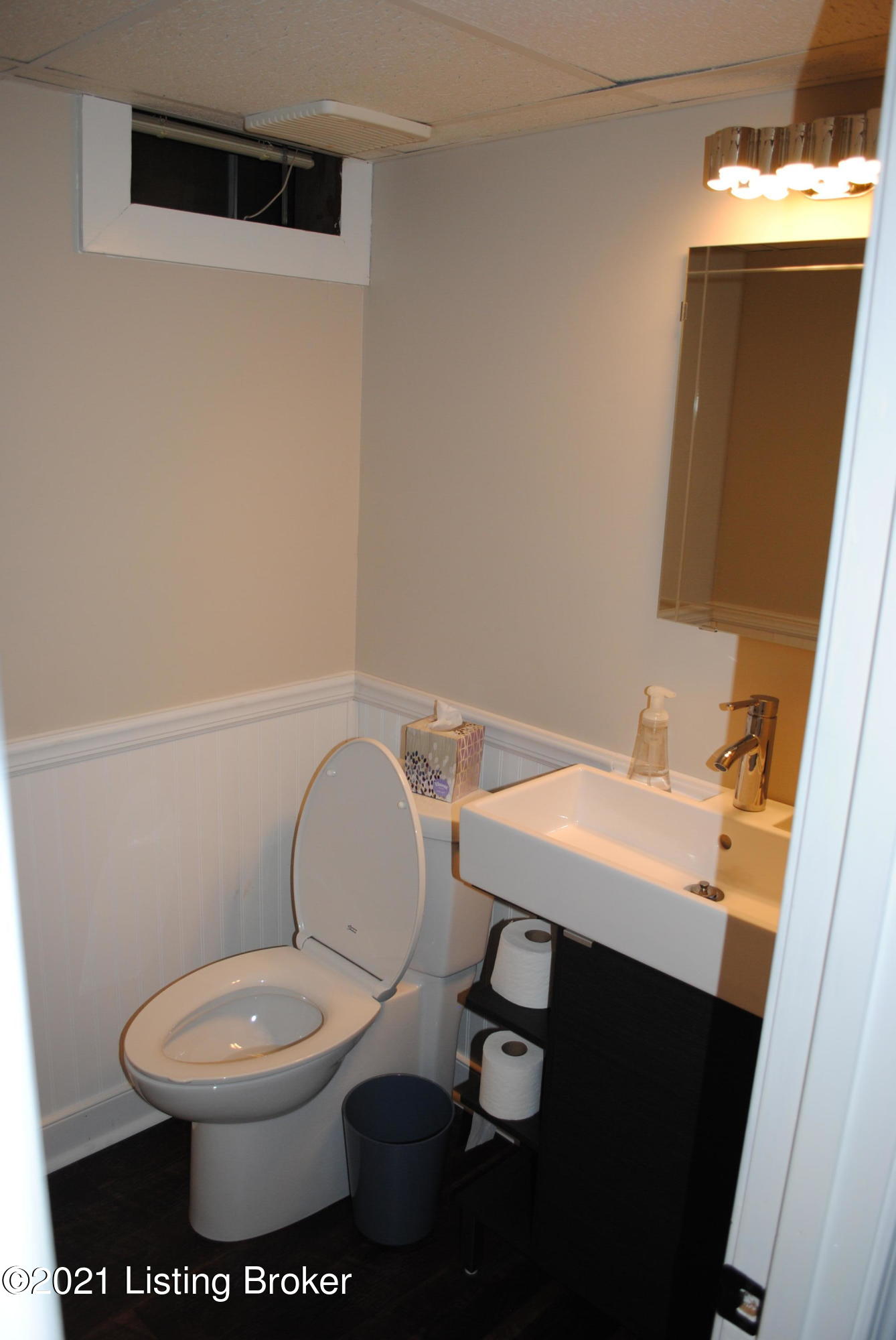 504 Falkirk Ct