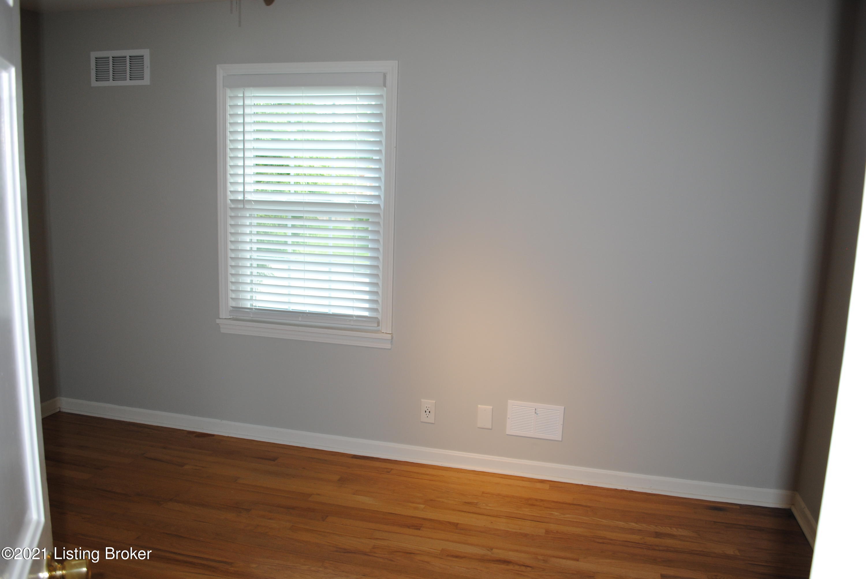 504 Falkirk Ct