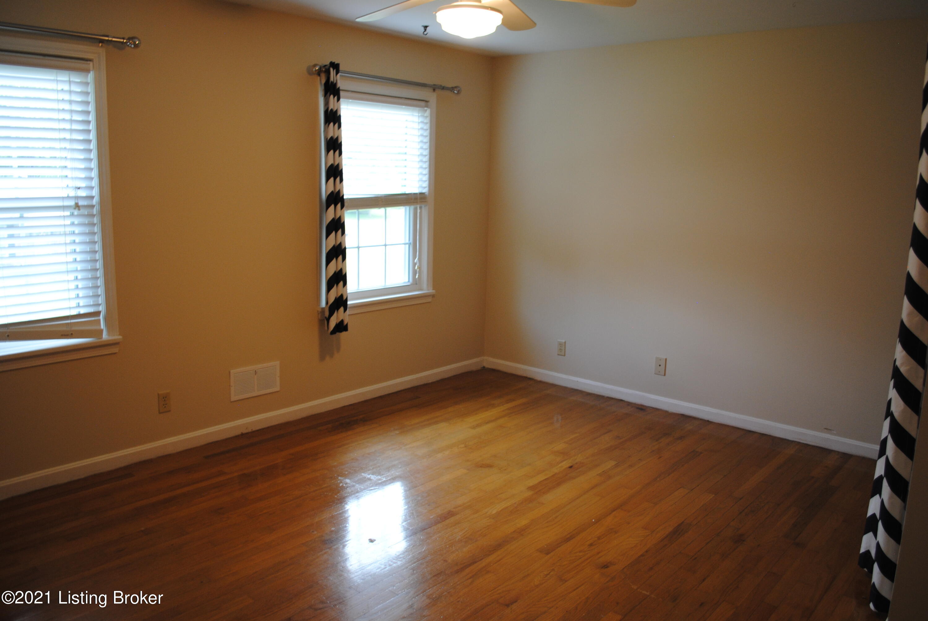 504 Falkirk Ct