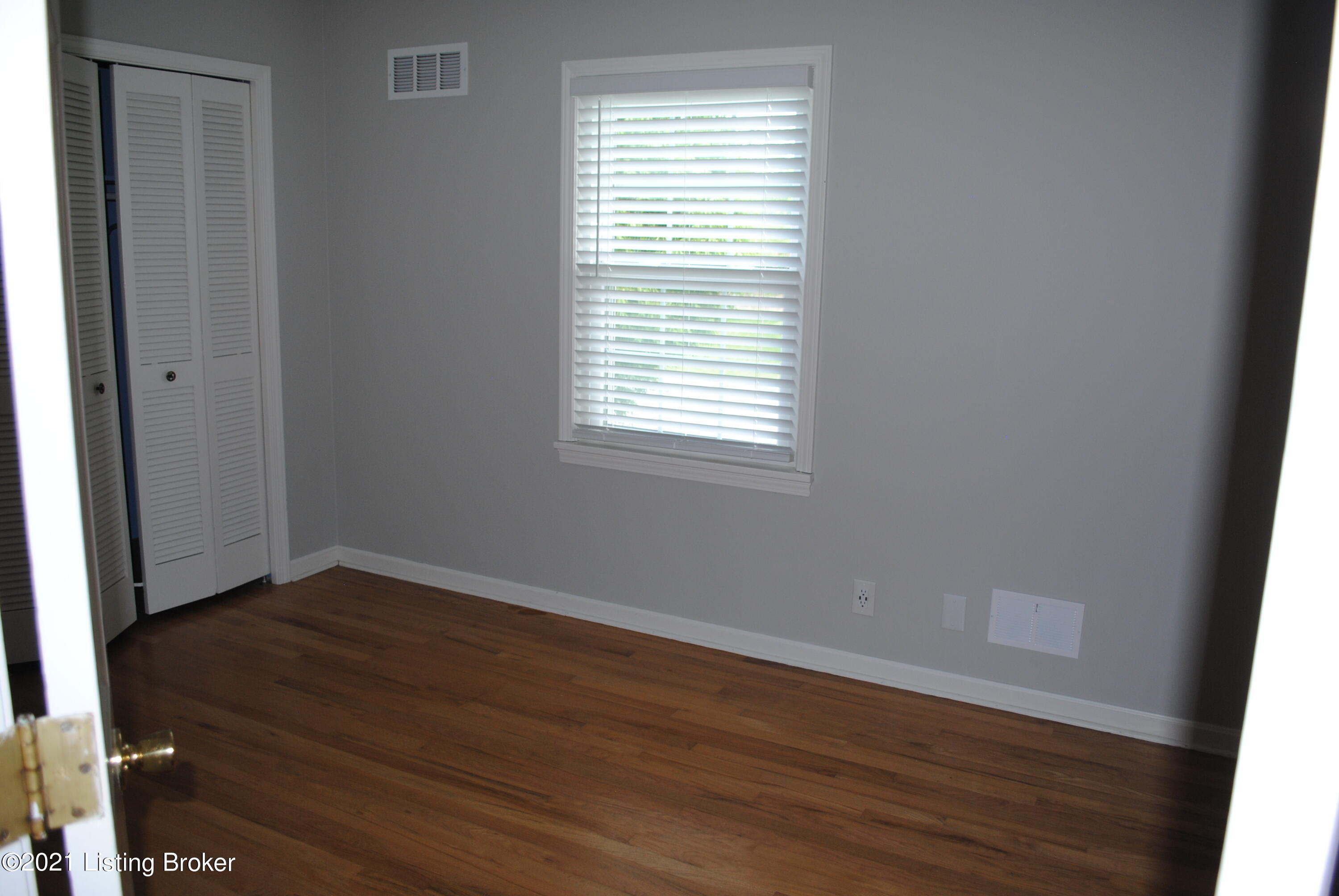 504 Falkirk Ct