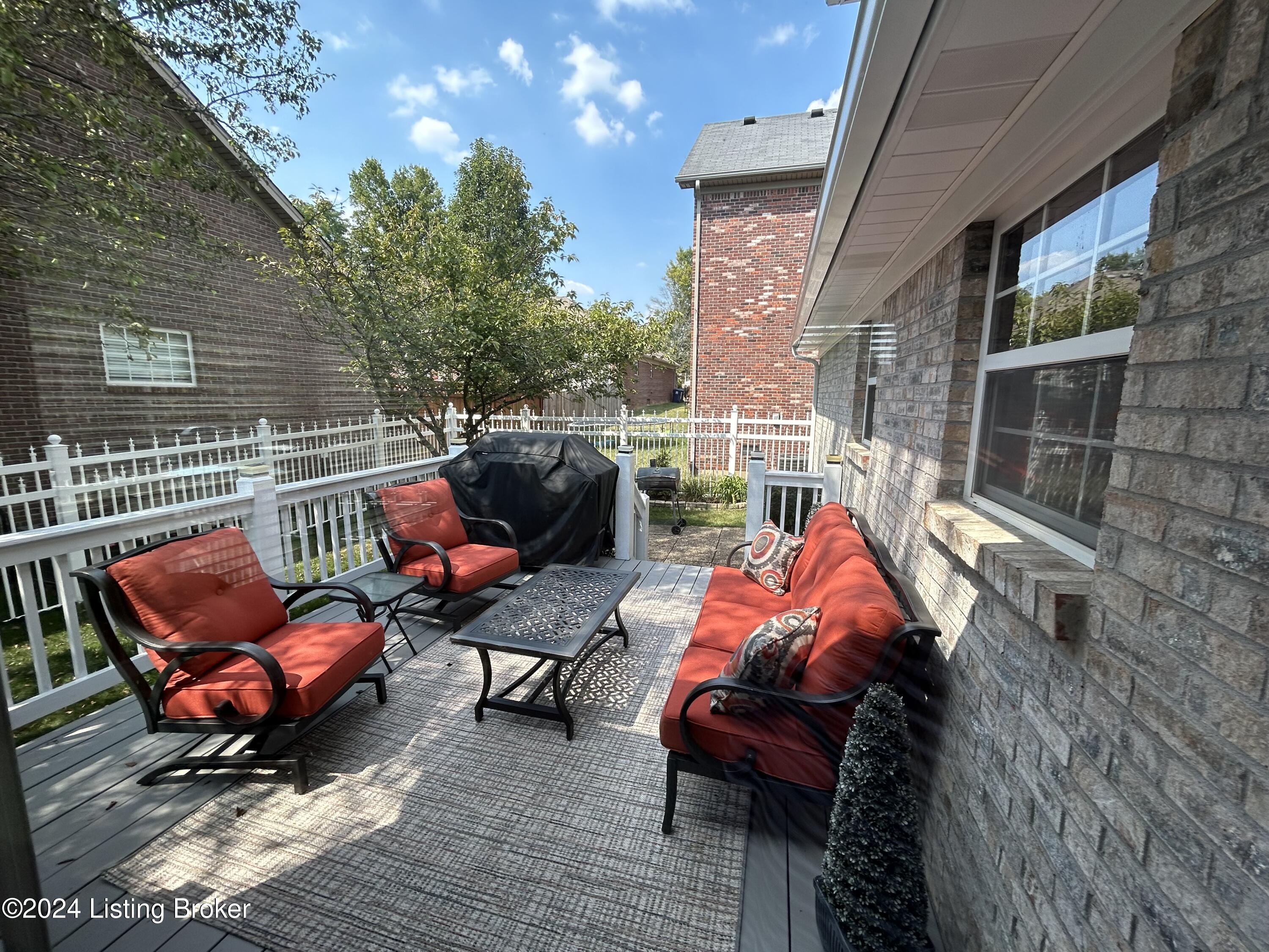 4120 Sunny Crossing Dr