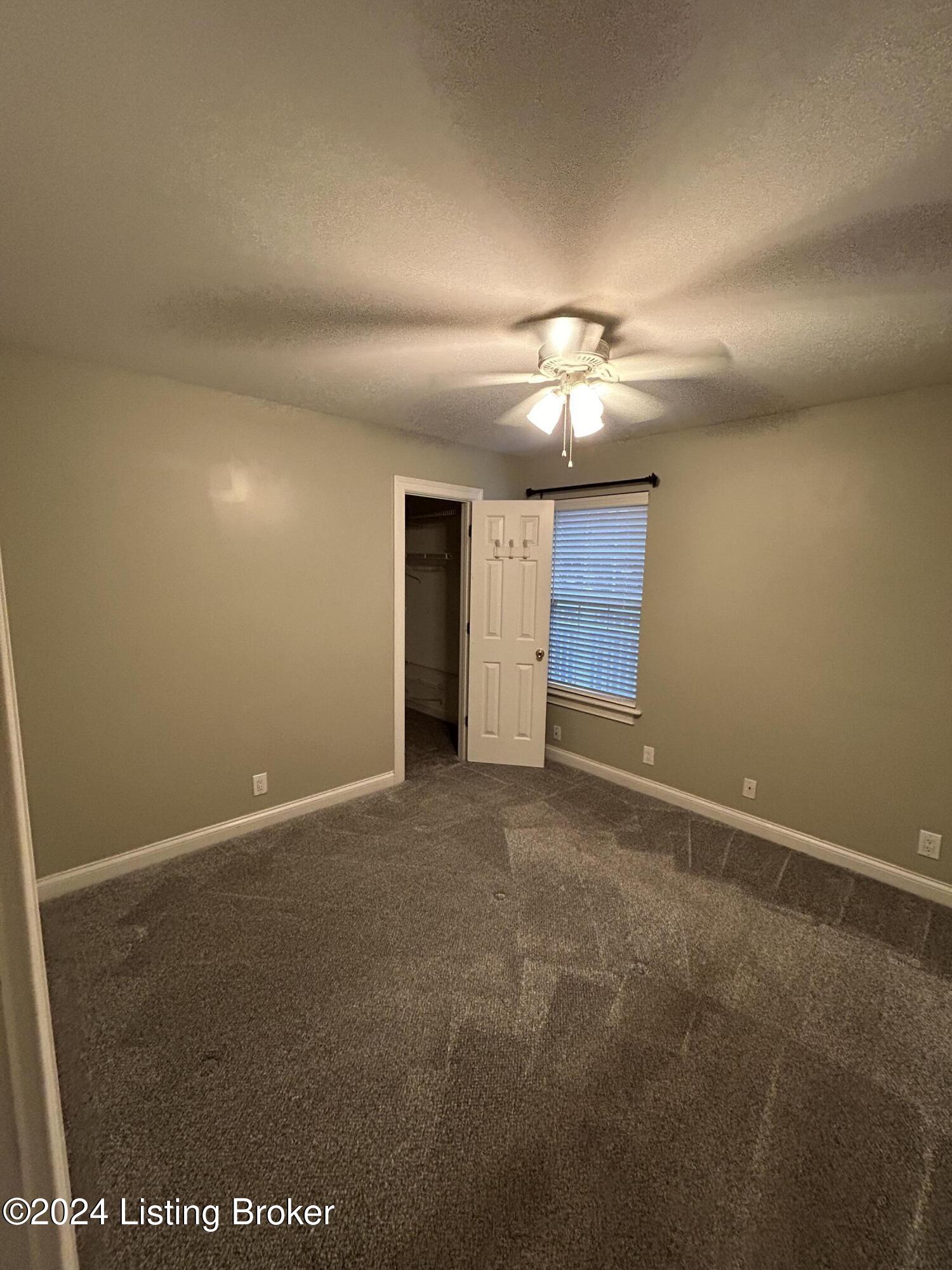 4120 Sunny Crossing Dr
