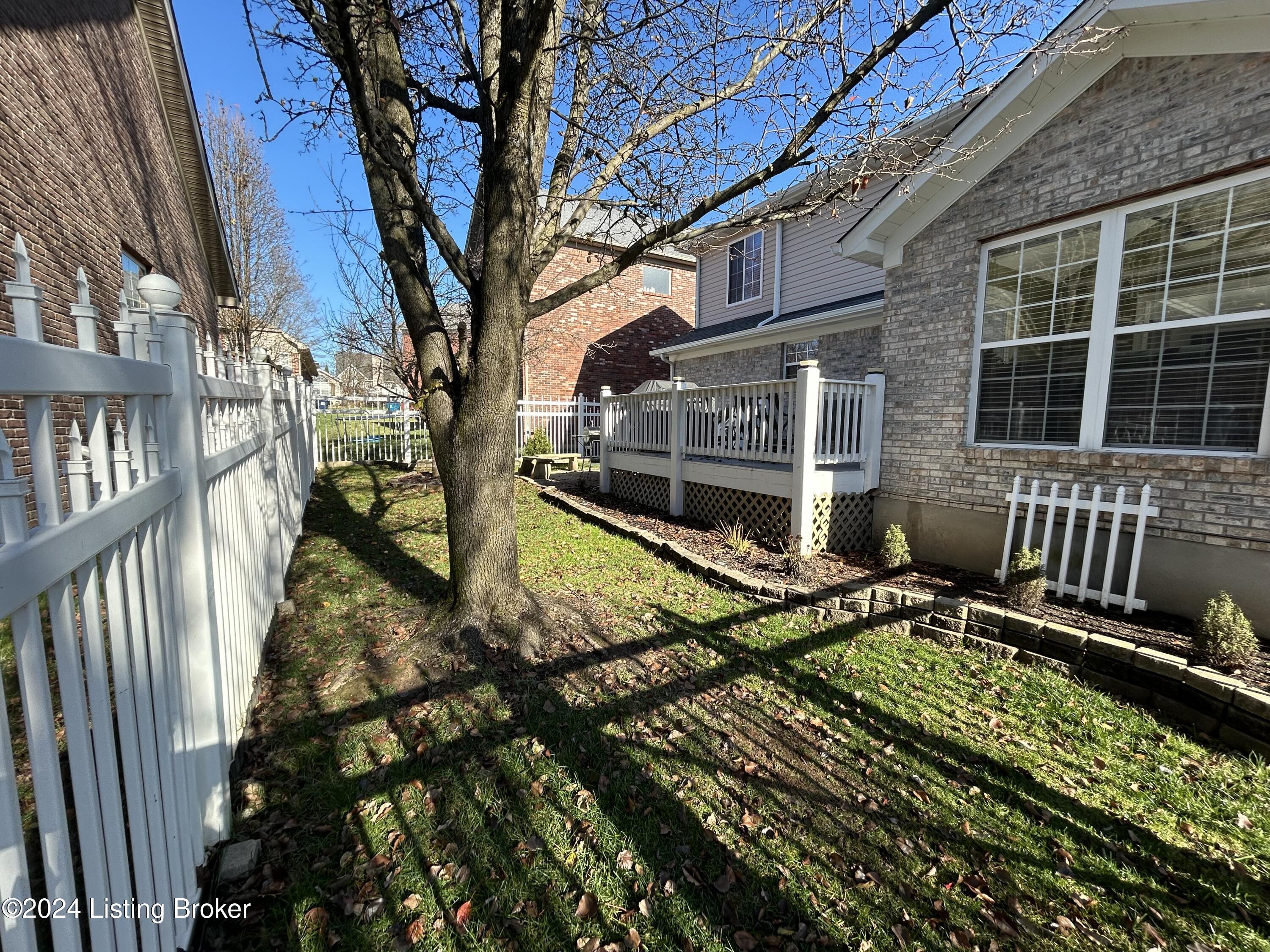 4120 Sunny Crossing Dr