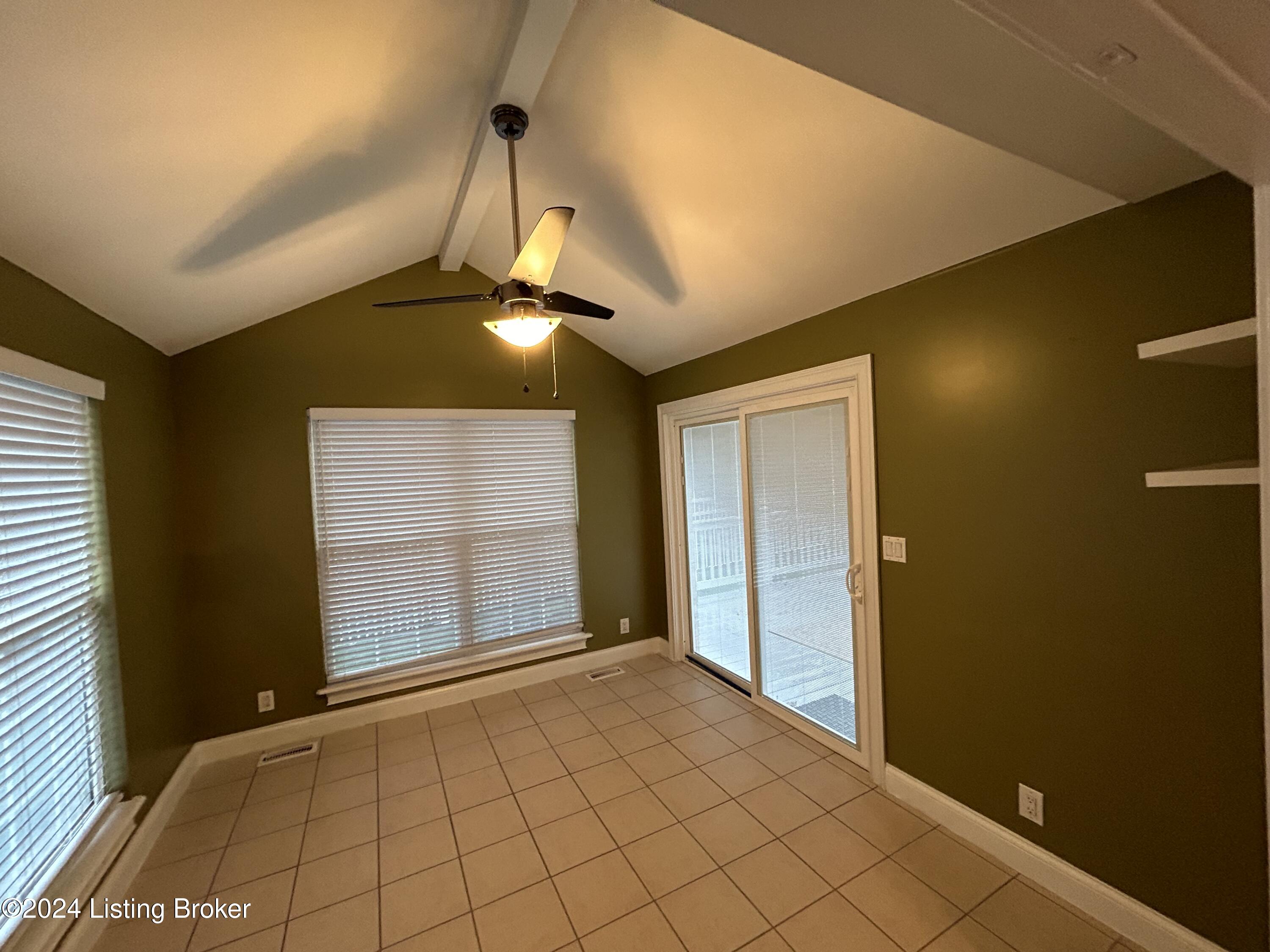 4120 Sunny Crossing Dr
