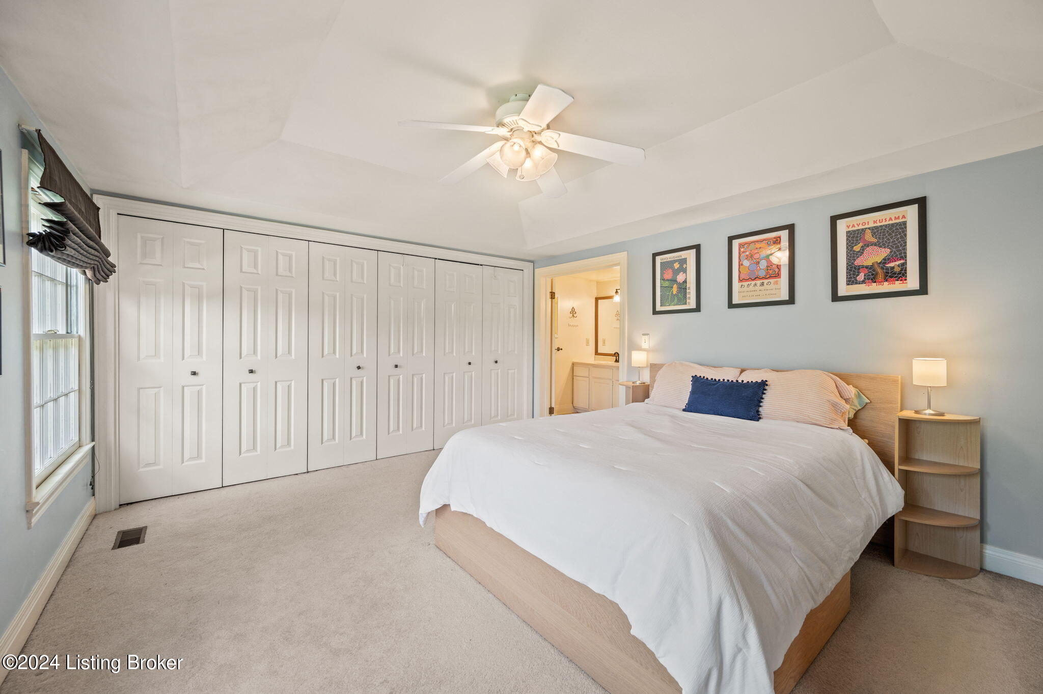 2424 Ashwood Dr