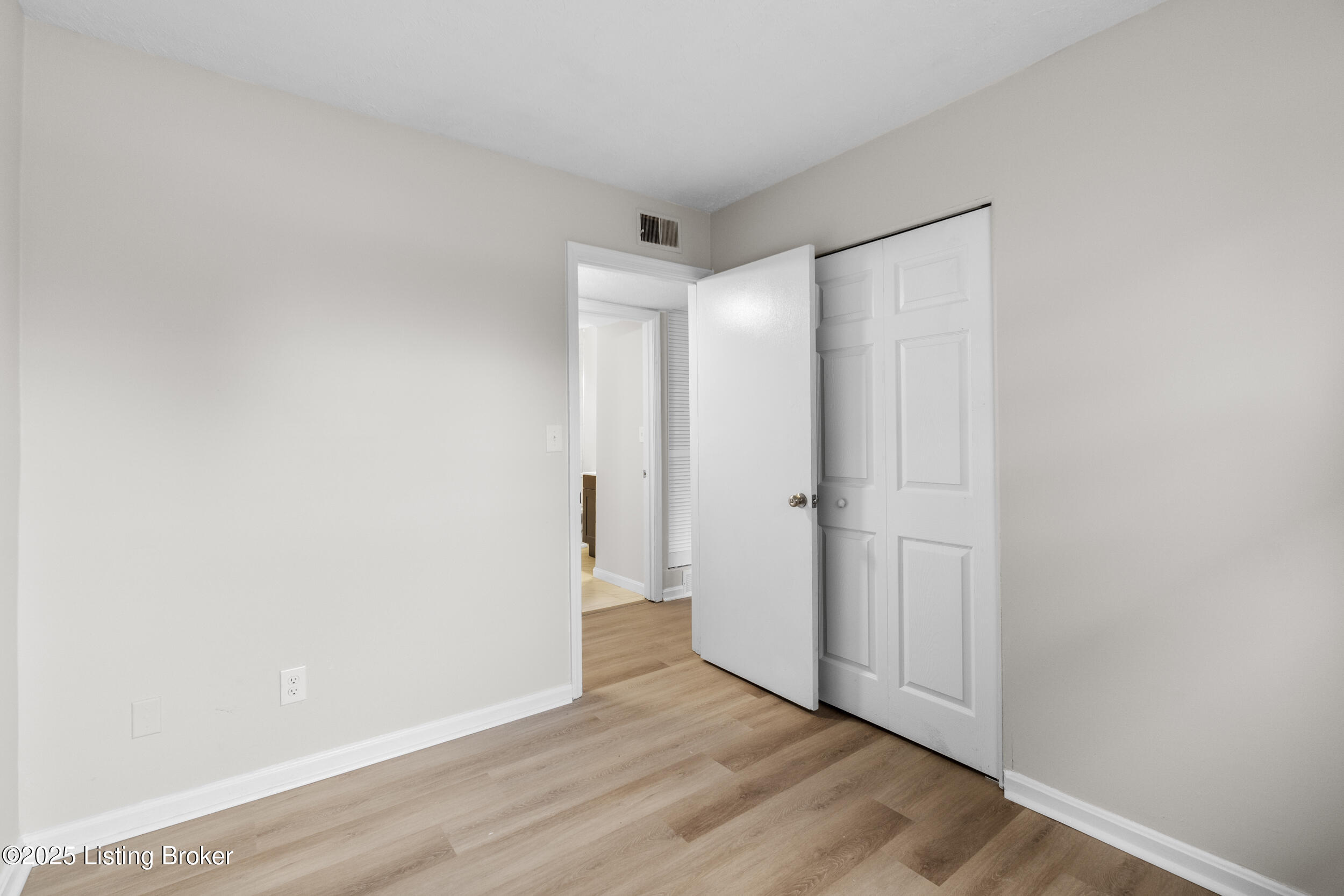 5400 Carling Ct