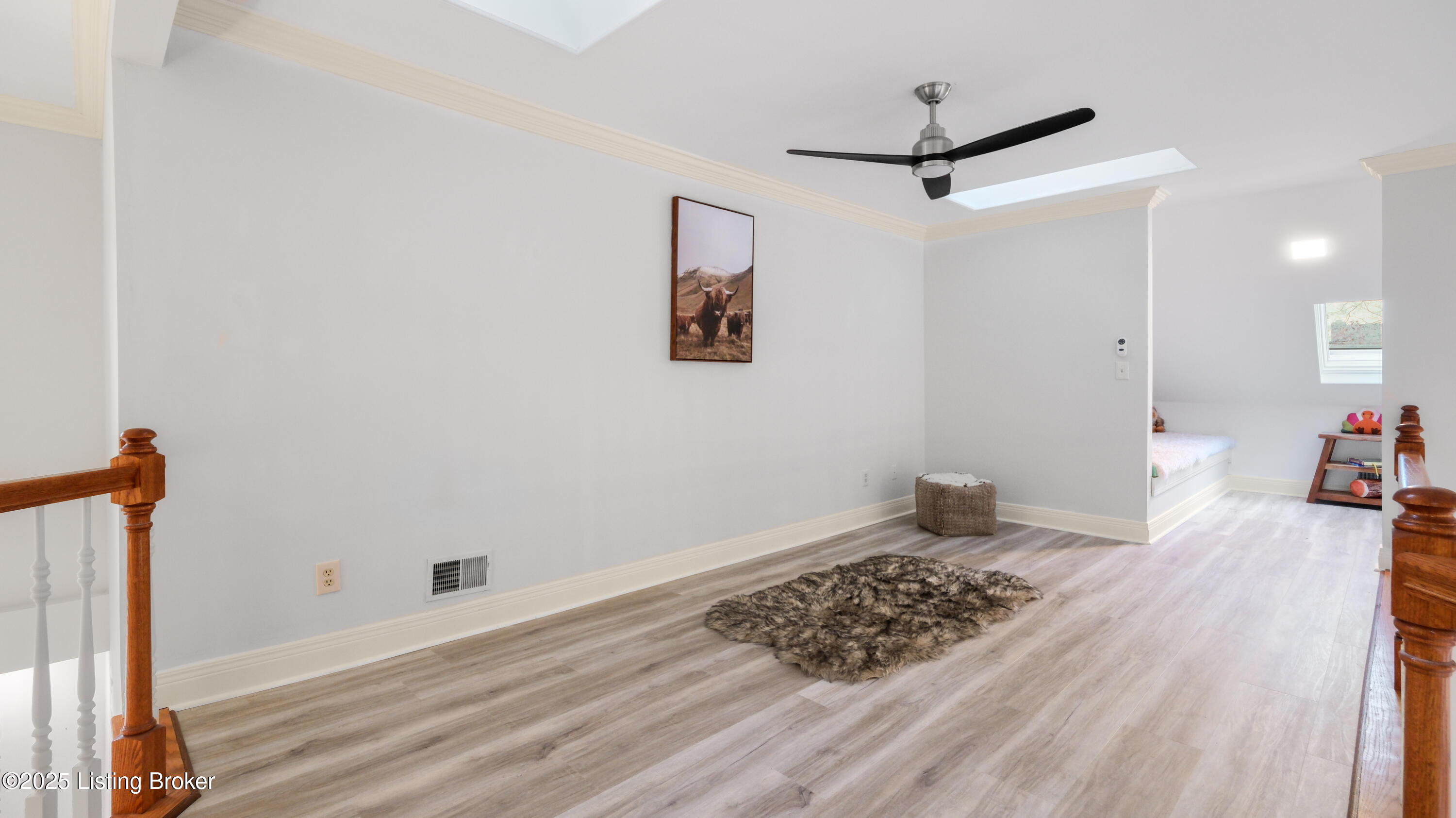 509 Edgeforest Pl