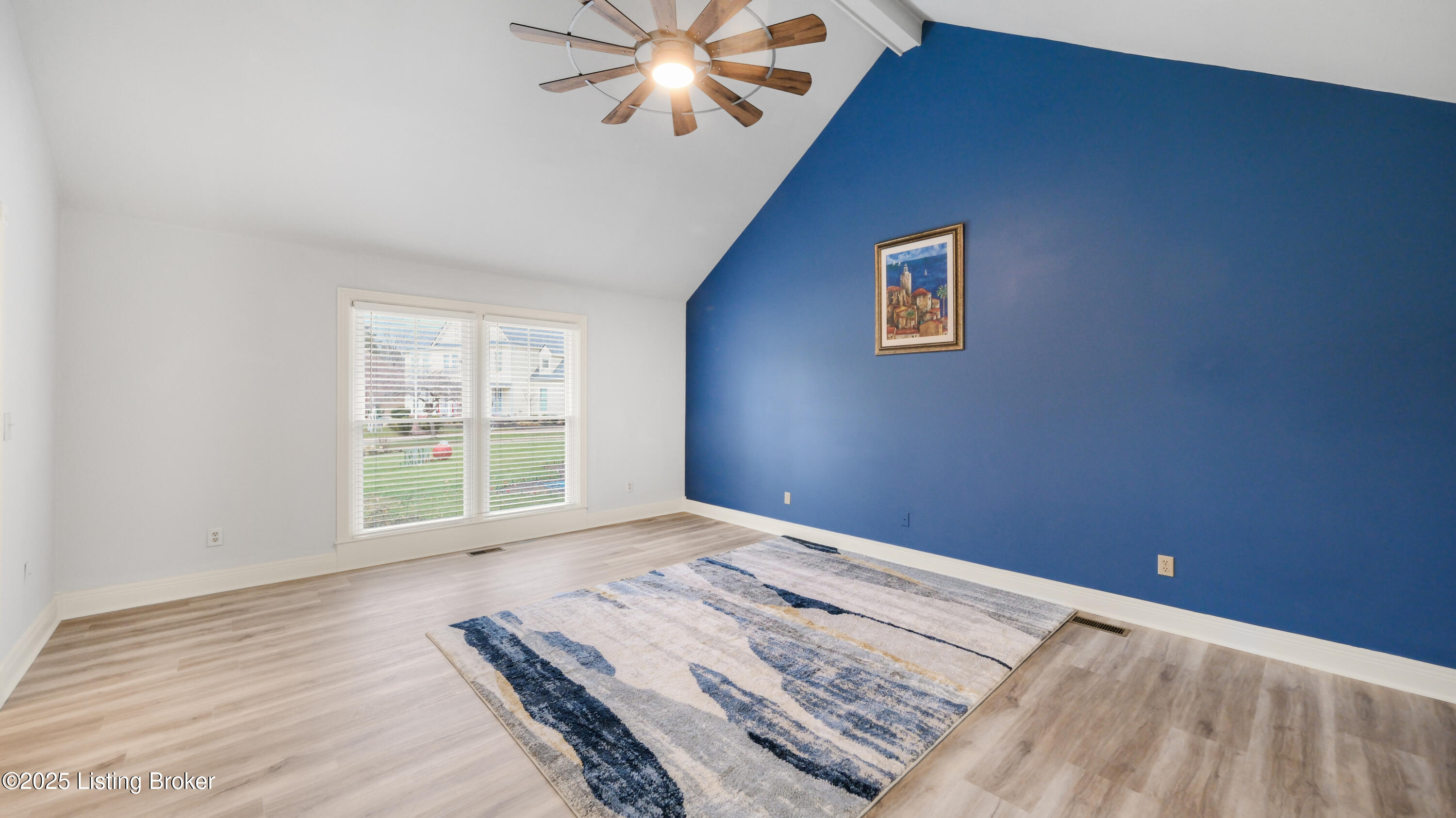 509 Edgeforest Pl