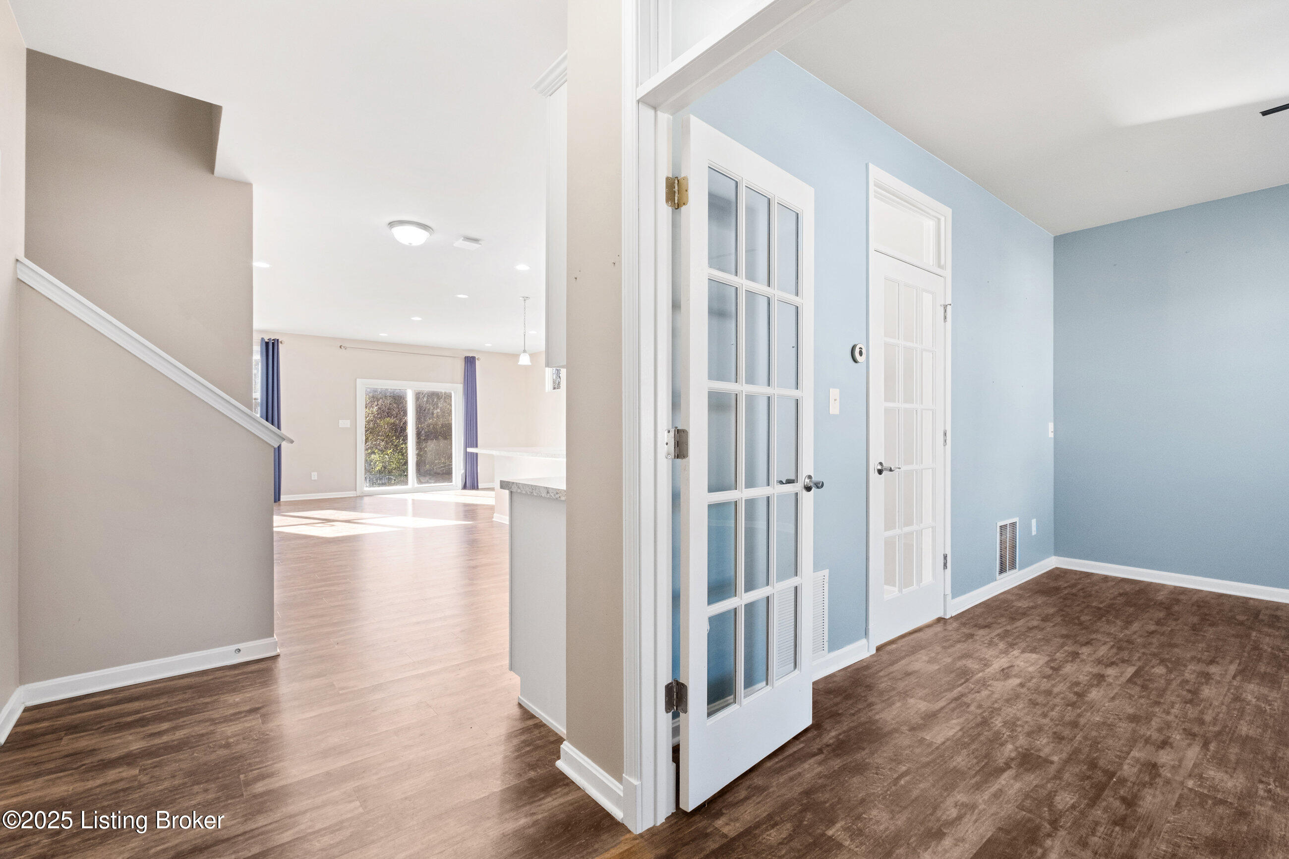 11728 Beacon Ct