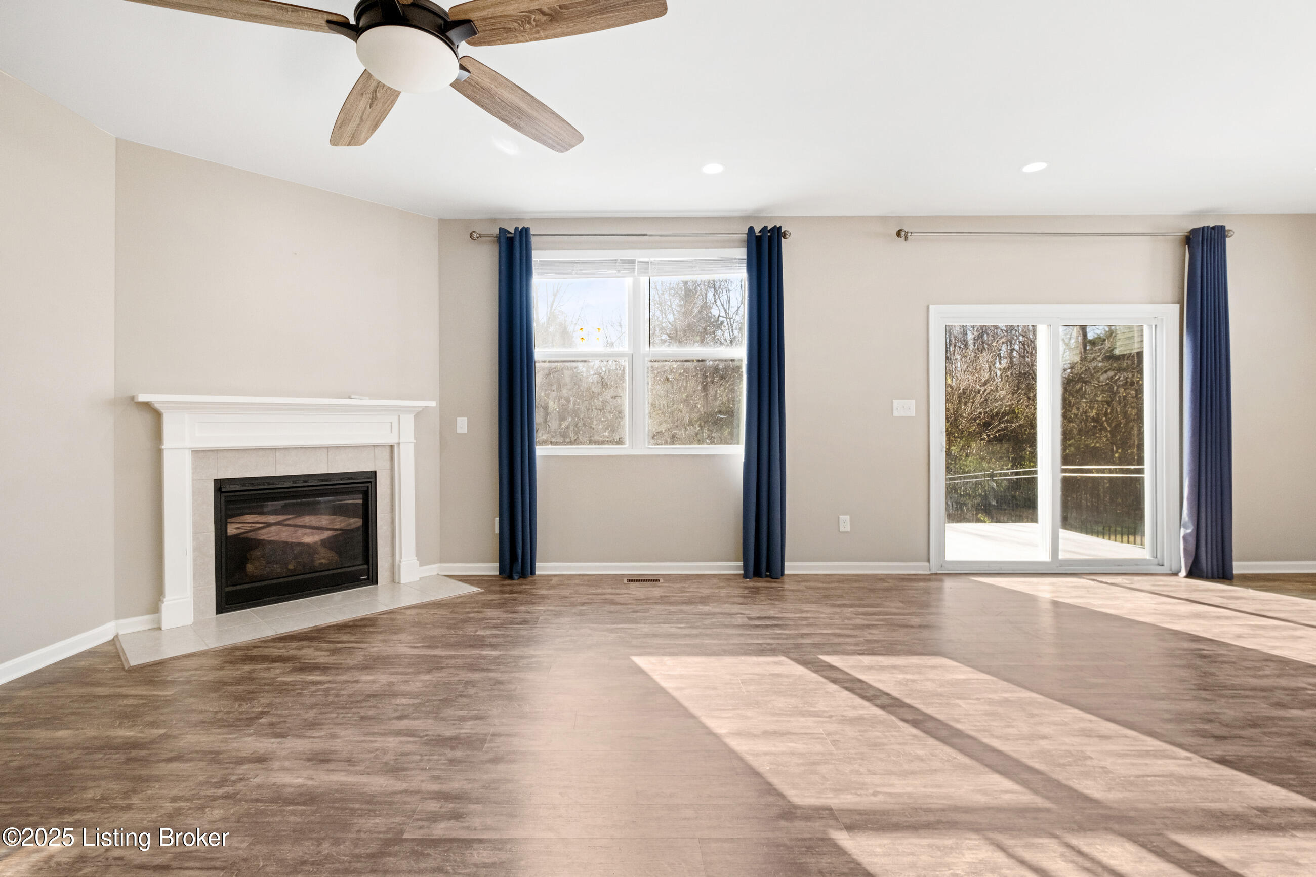 11728 Beacon Ct