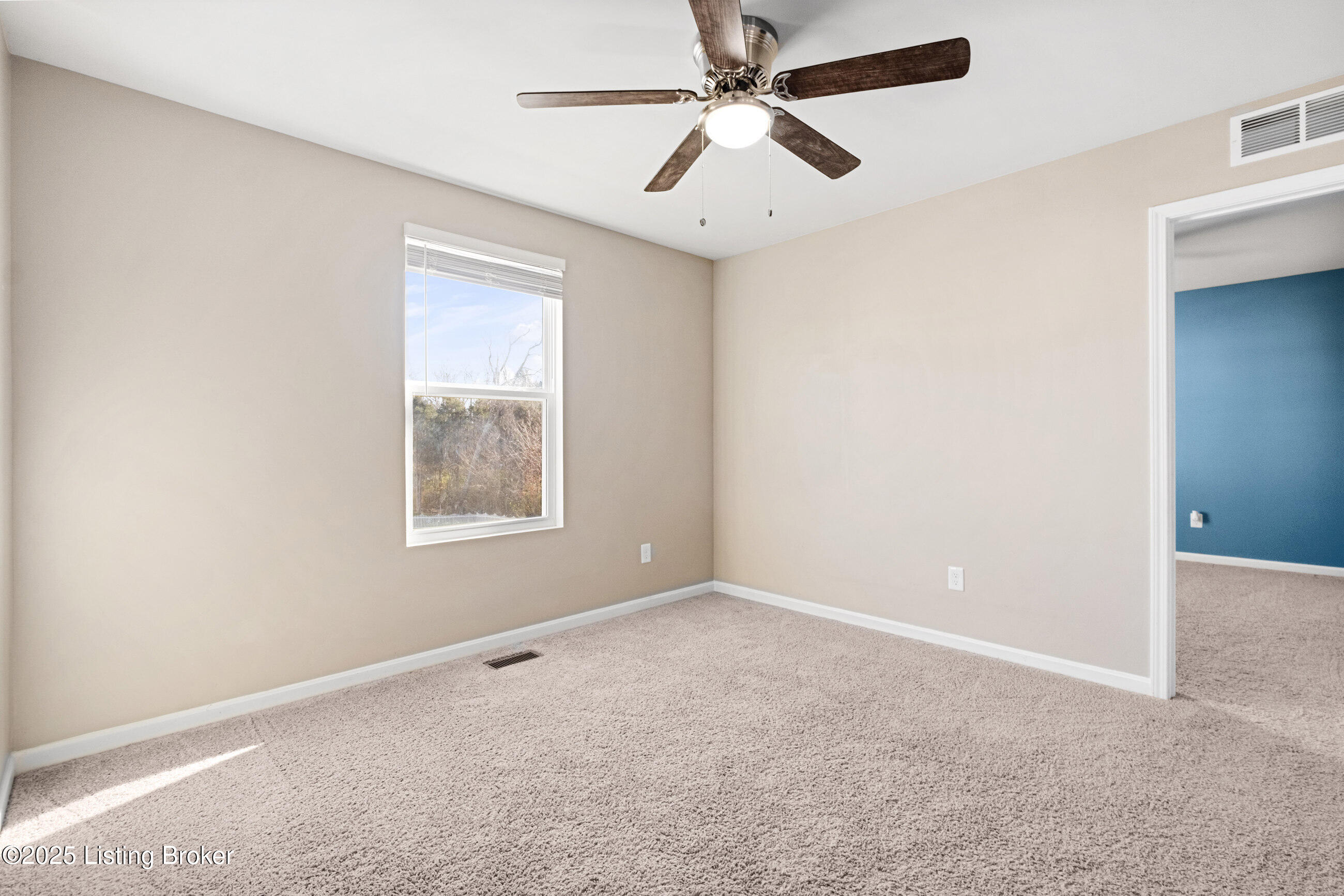 11728 Beacon Ct