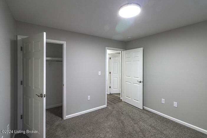 9003 Falcon Crest Ct UNIT 105