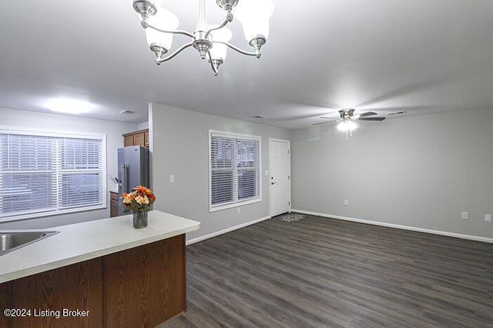 9003 Falcon Crest Ct UNIT 105