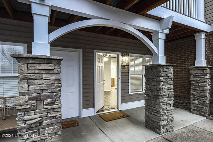 9003 Falcon Crest Ct UNIT 105