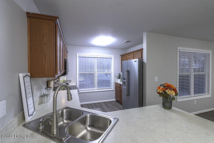 9003 Falcon Crest Ct UNIT 105