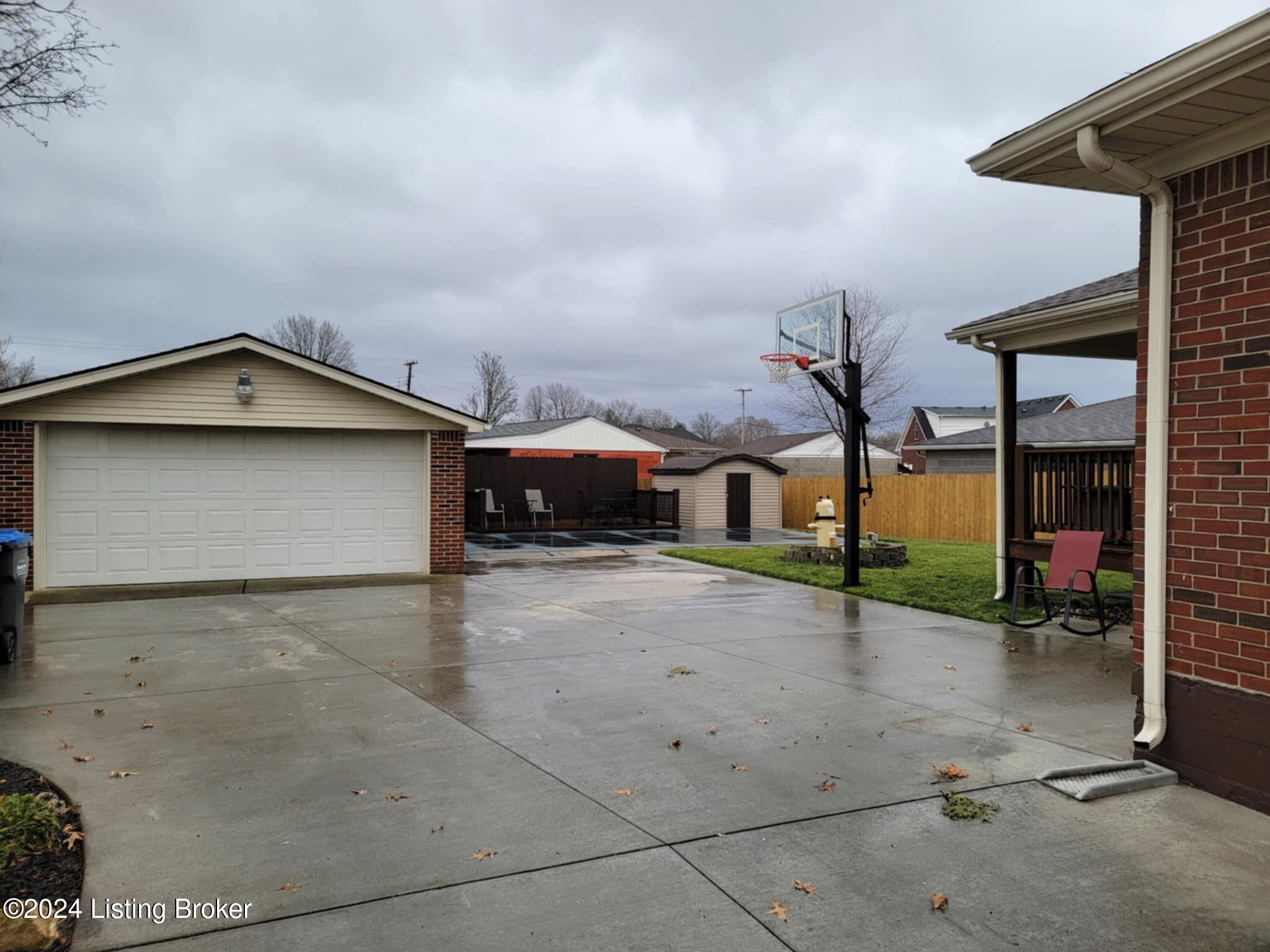 6709 Astral Dr