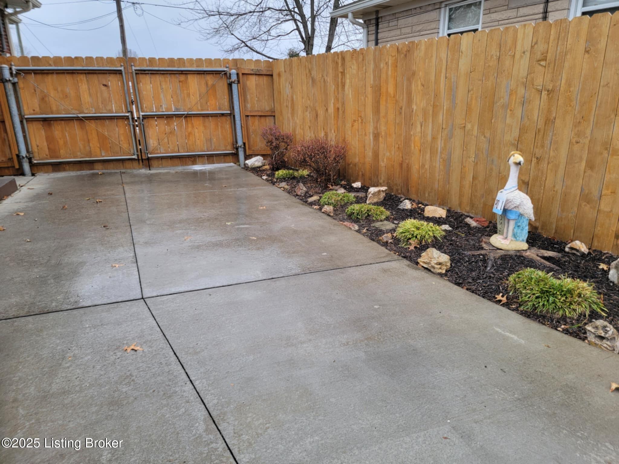 6709 Astral Dr