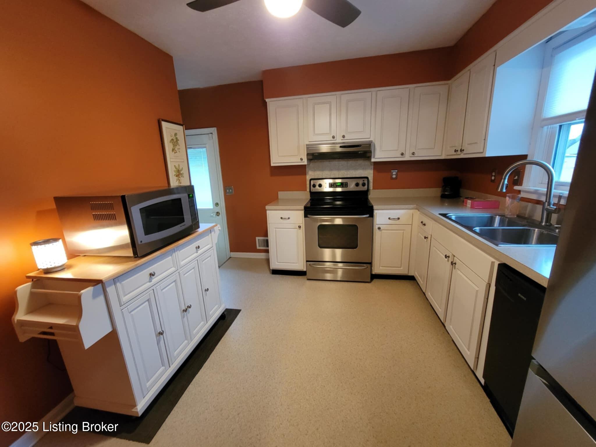 6709 Astral Dr