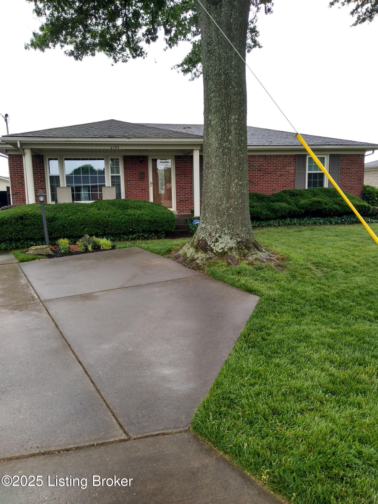 6709 Astral Dr