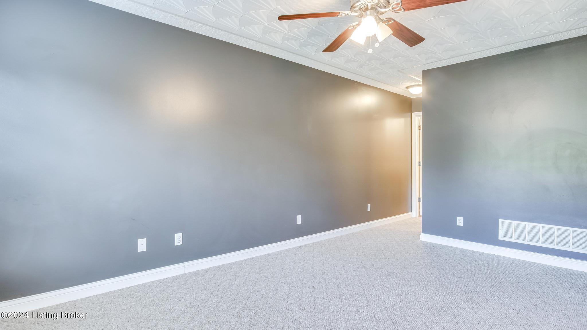 167 Peabody Loop