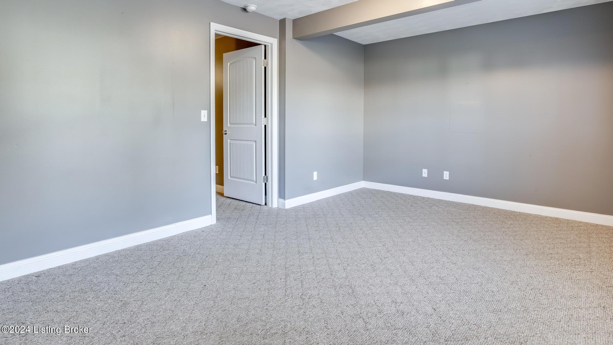 167 Peabody Loop