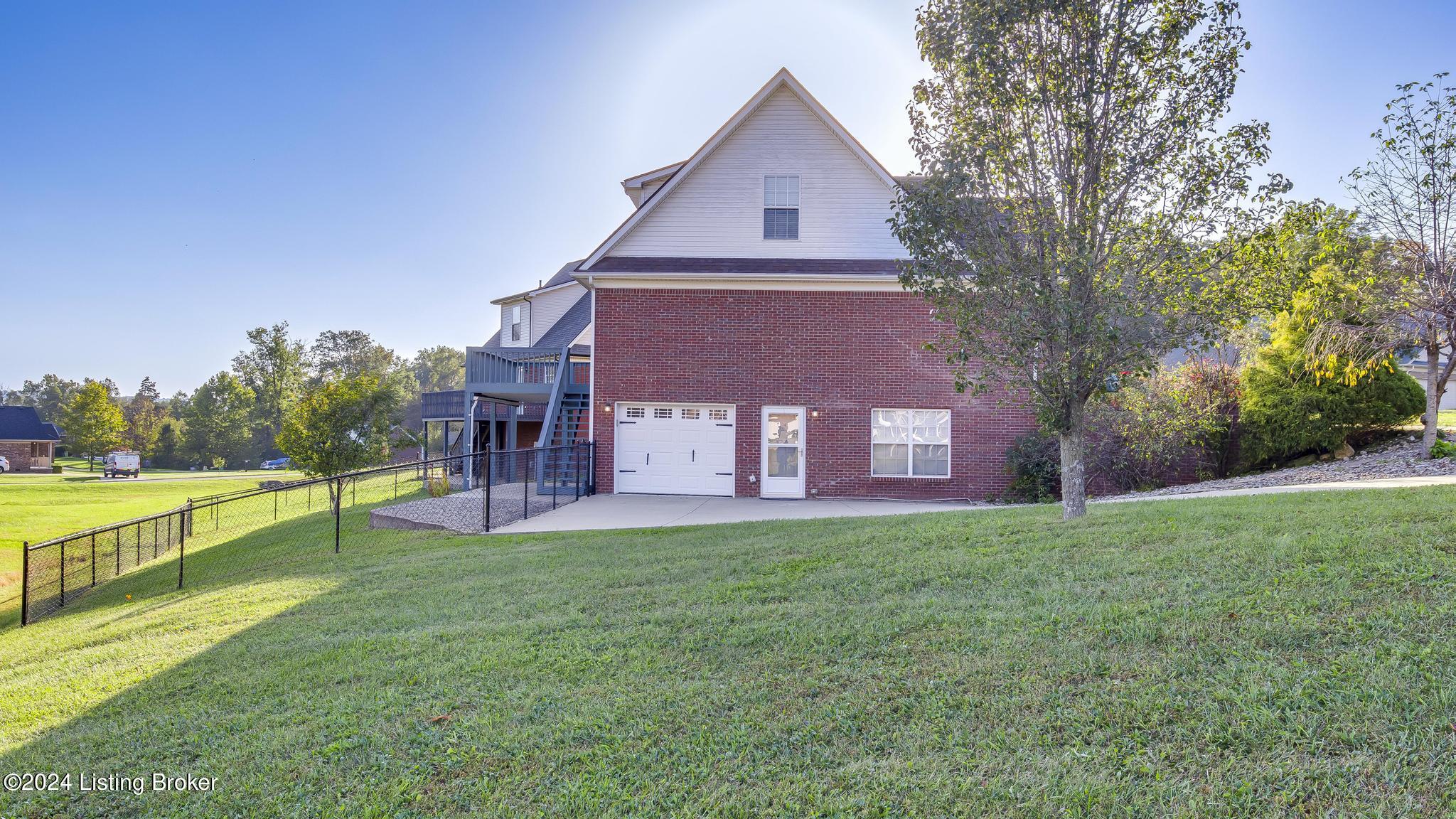 167 Peabody Loop
