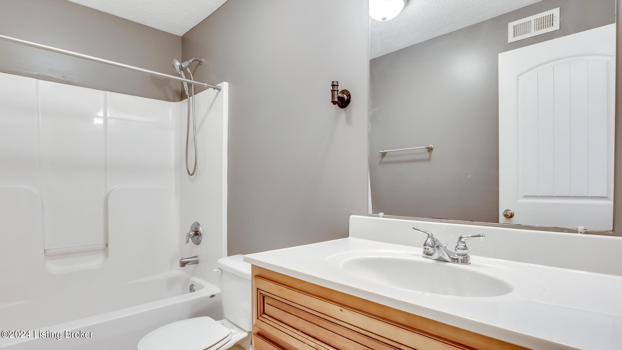 167 Peabody Loop