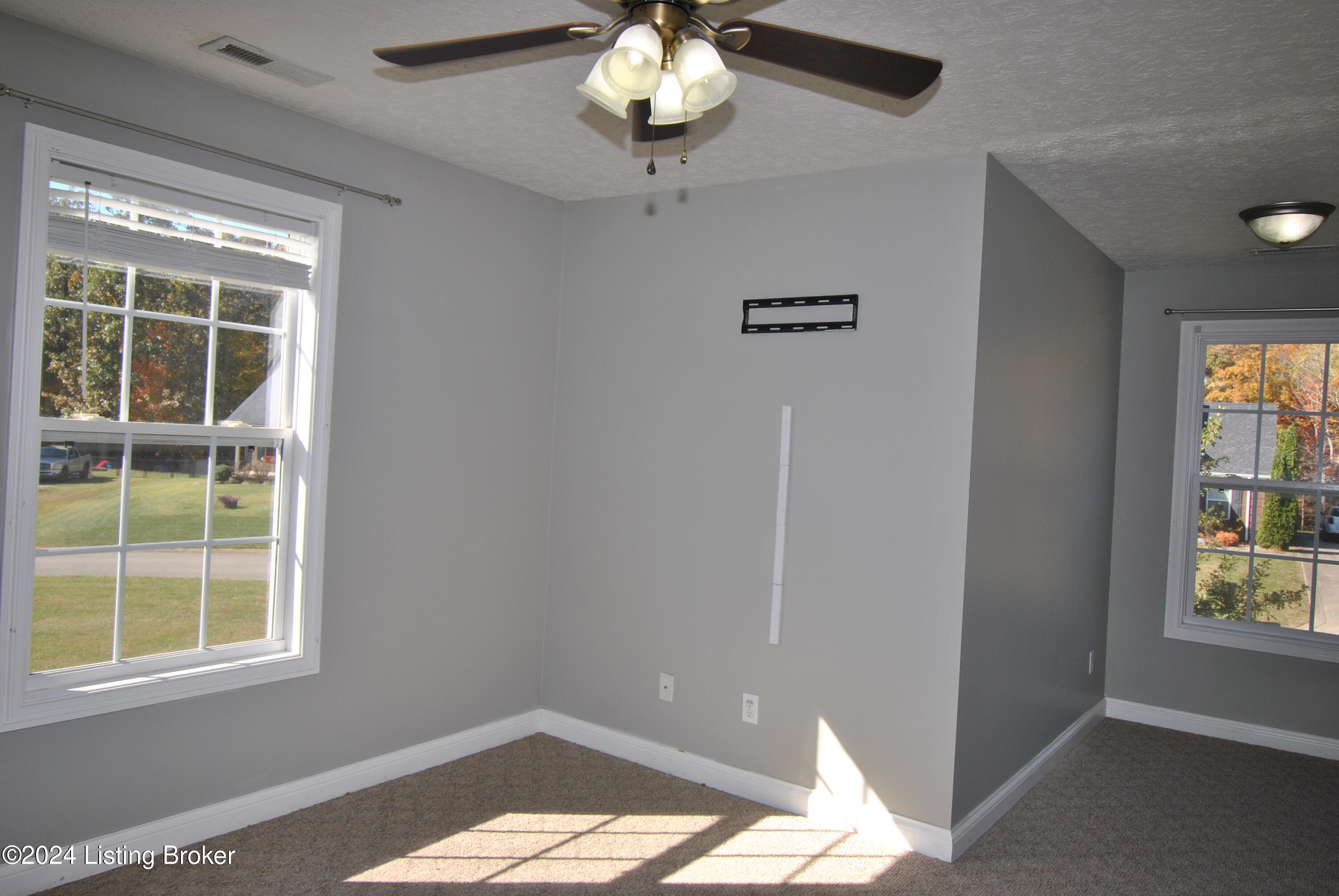 167 Peabody Loop