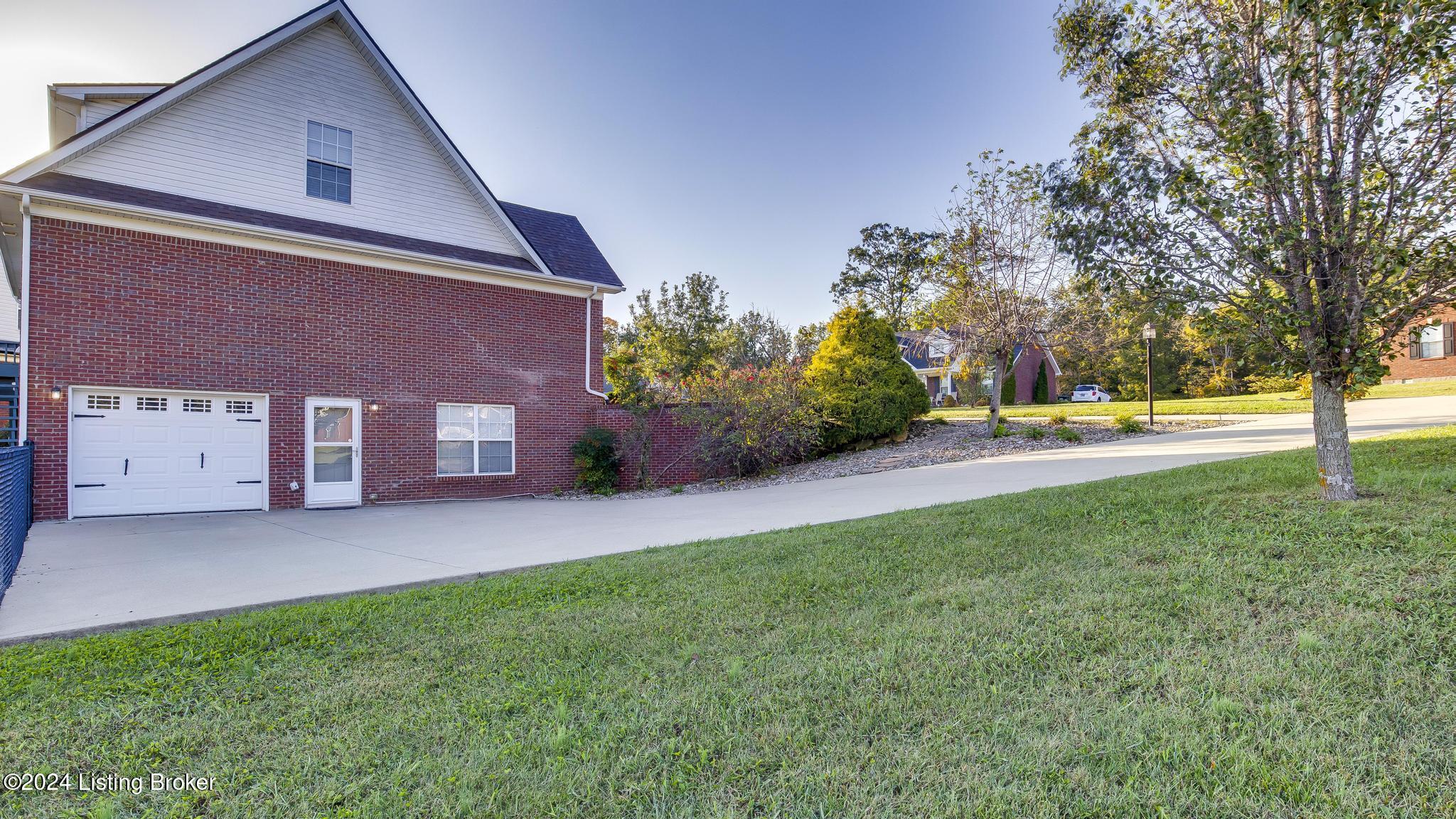 167 Peabody Loop