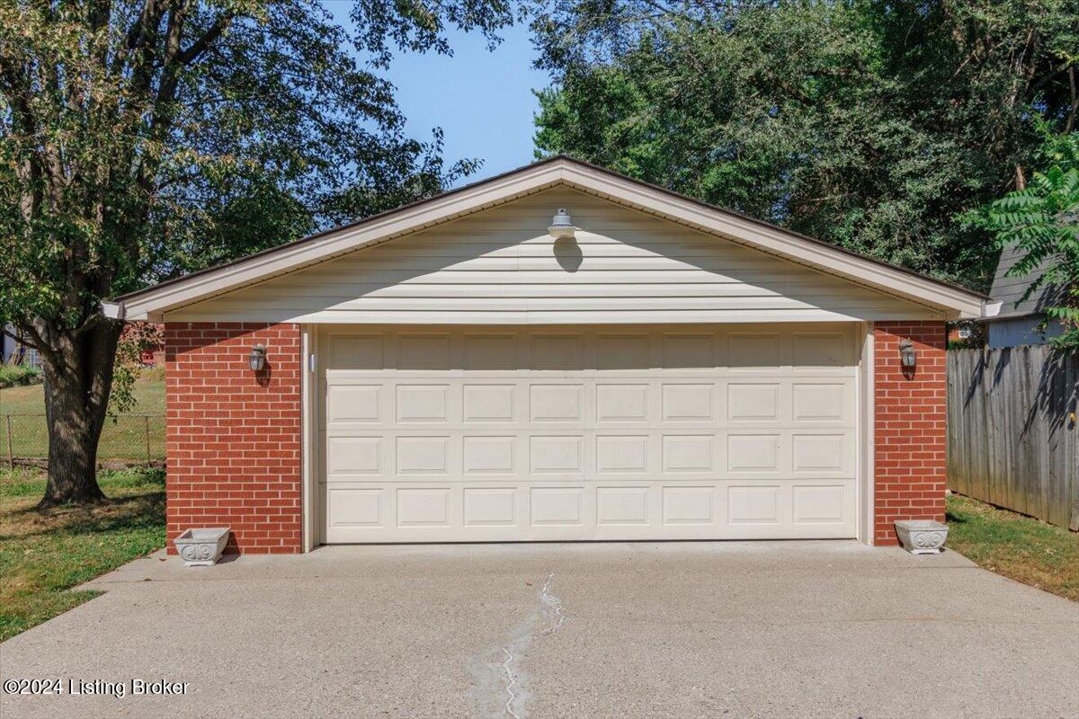 10810 Beatrice Way