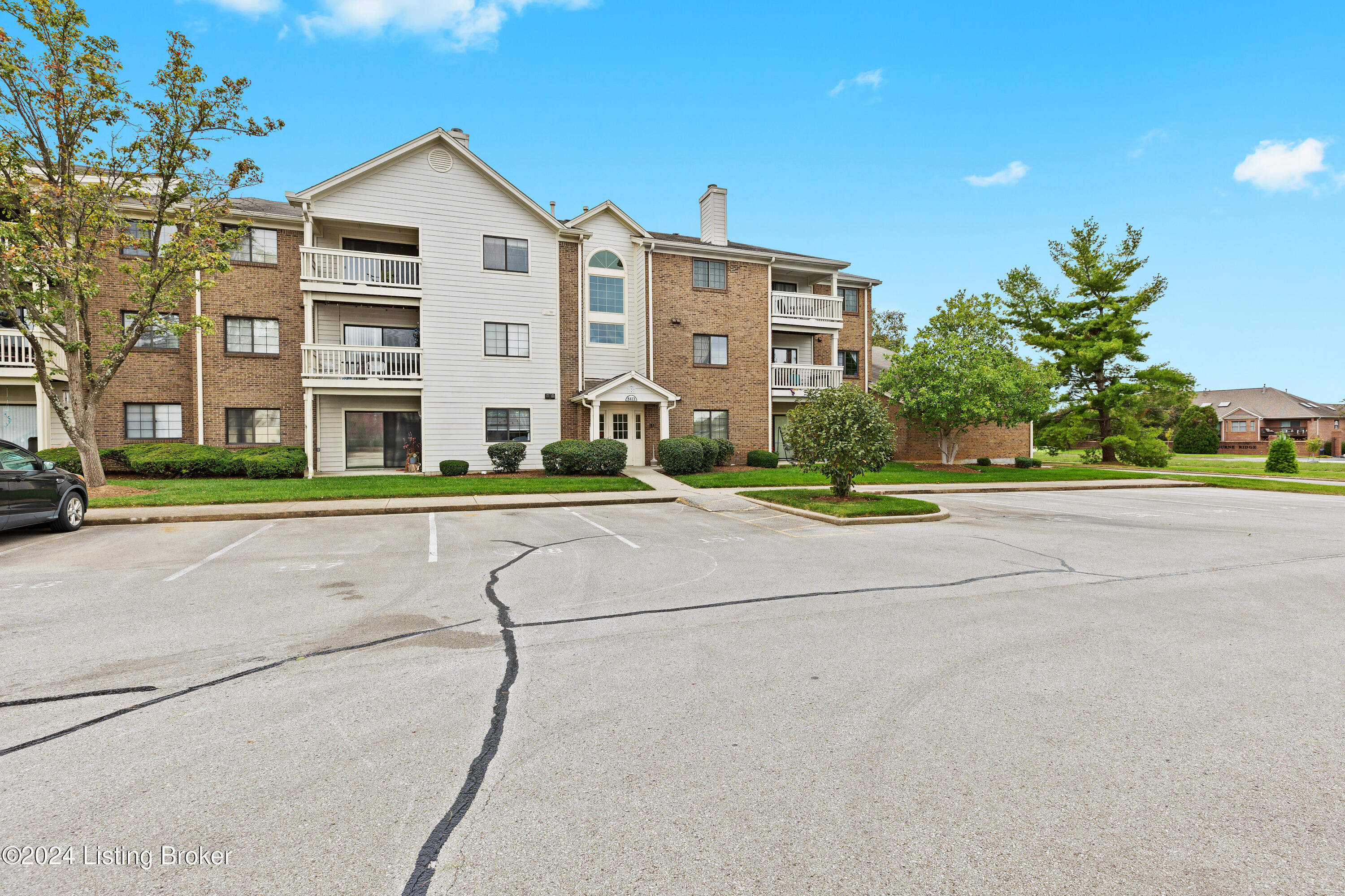 8413 Ambrosse Ln 310