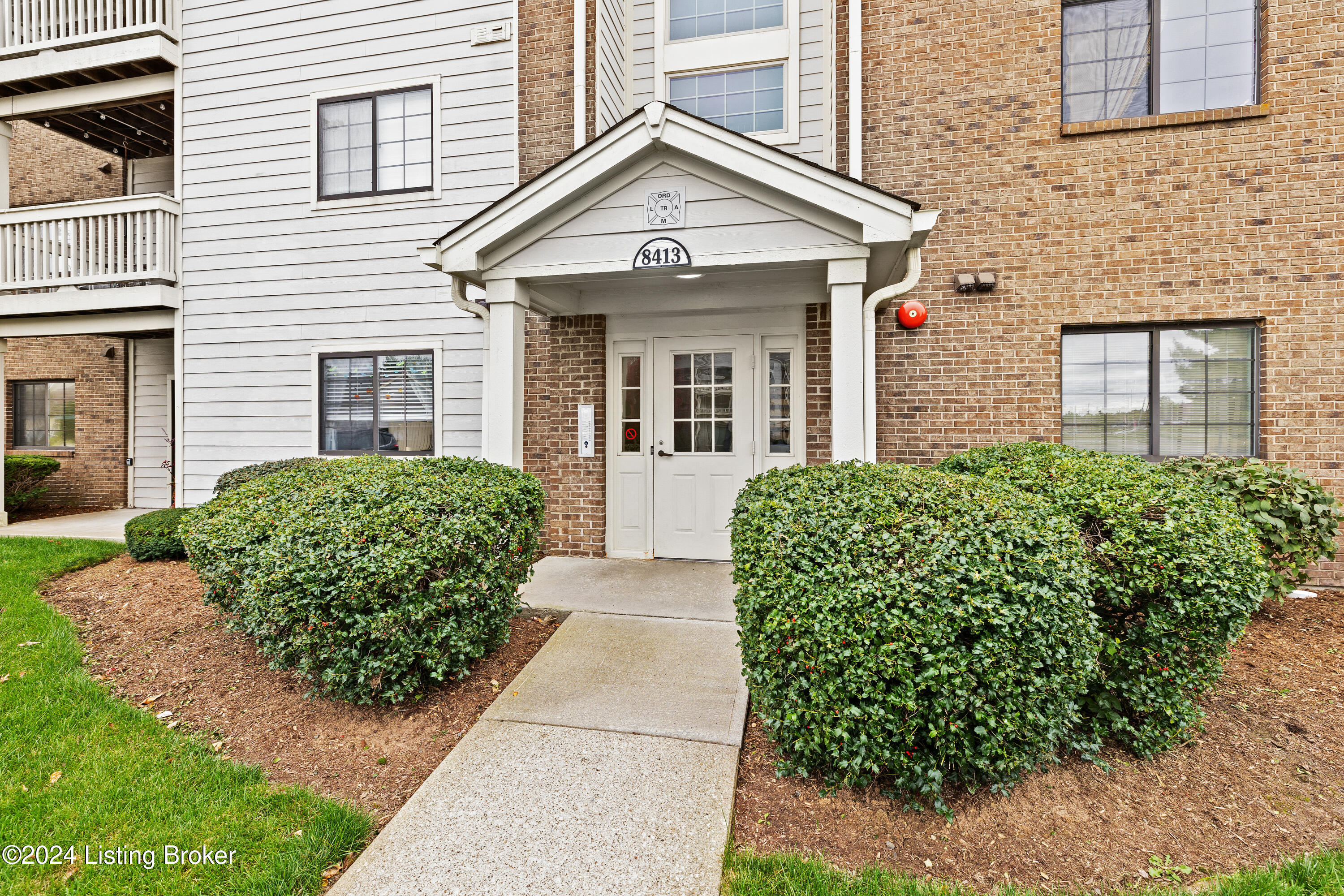 8413 Ambrosse Ln 310