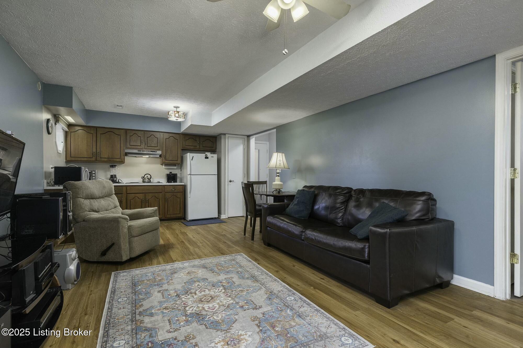10723 Eagle Ridge Pl