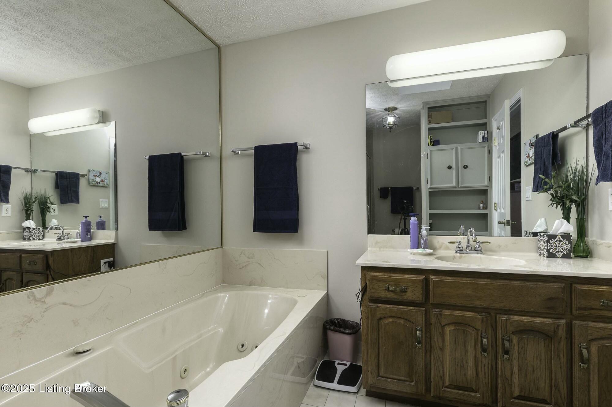10723 Eagle Ridge Pl