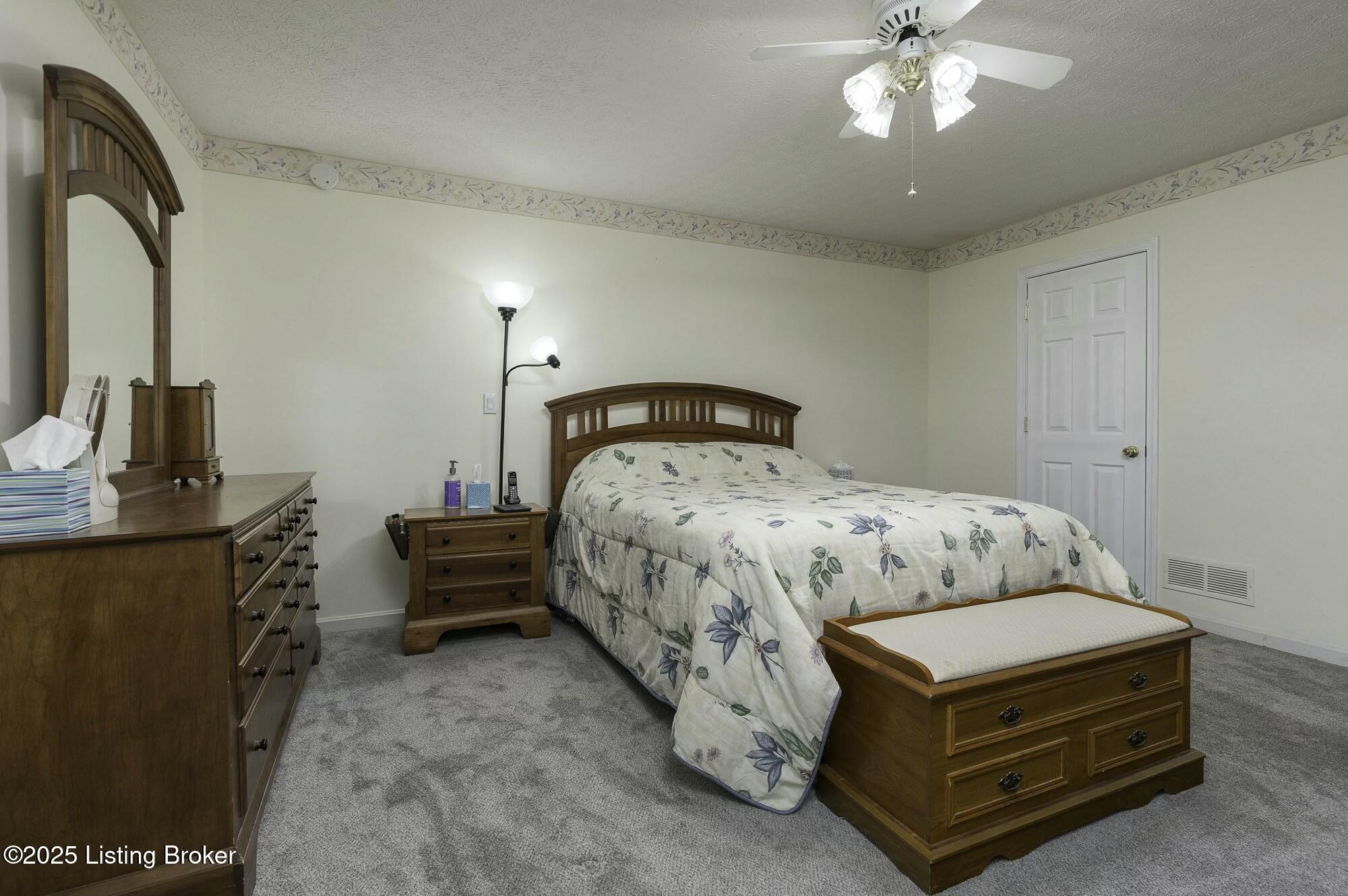 10723 Eagle Ridge Pl