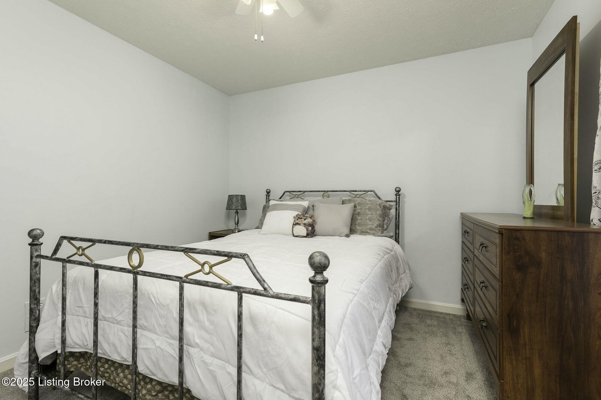 10723 Eagle Ridge Pl