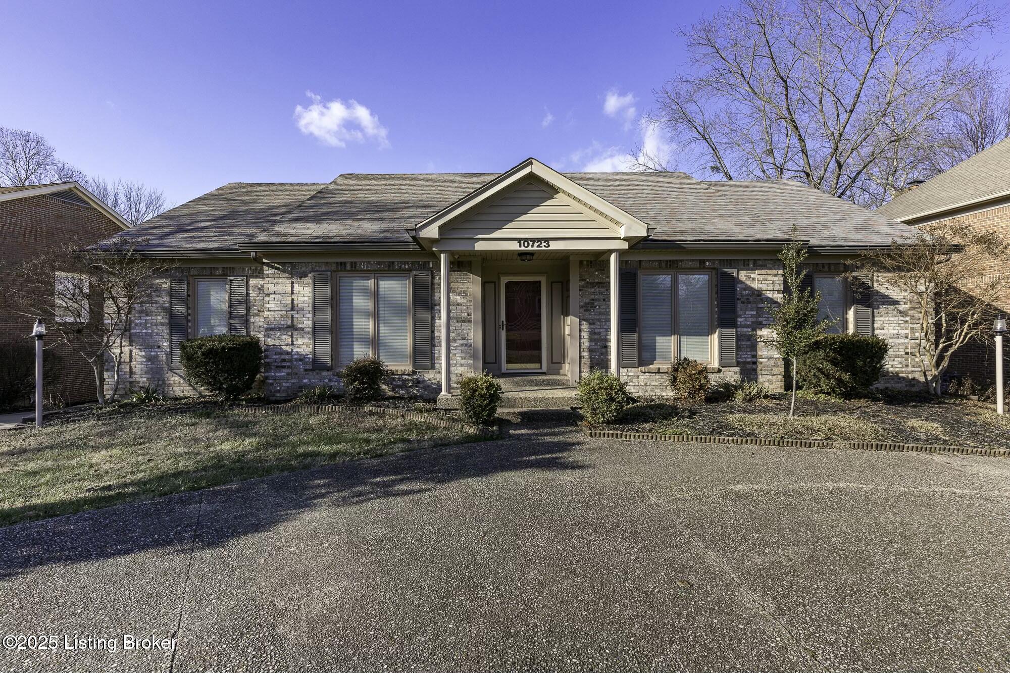 10723 Eagle Ridge Pl