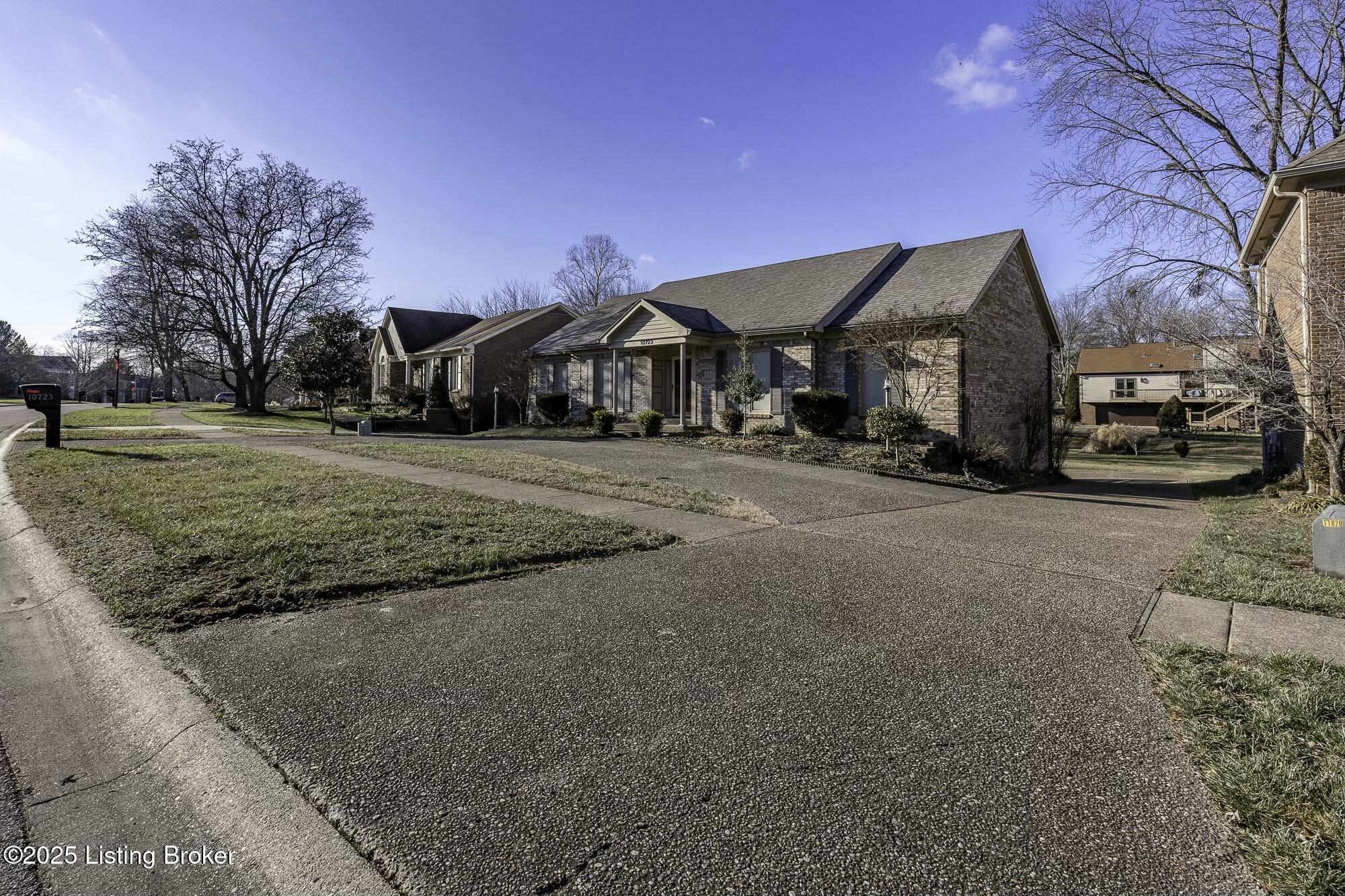 10723 Eagle Ridge Pl