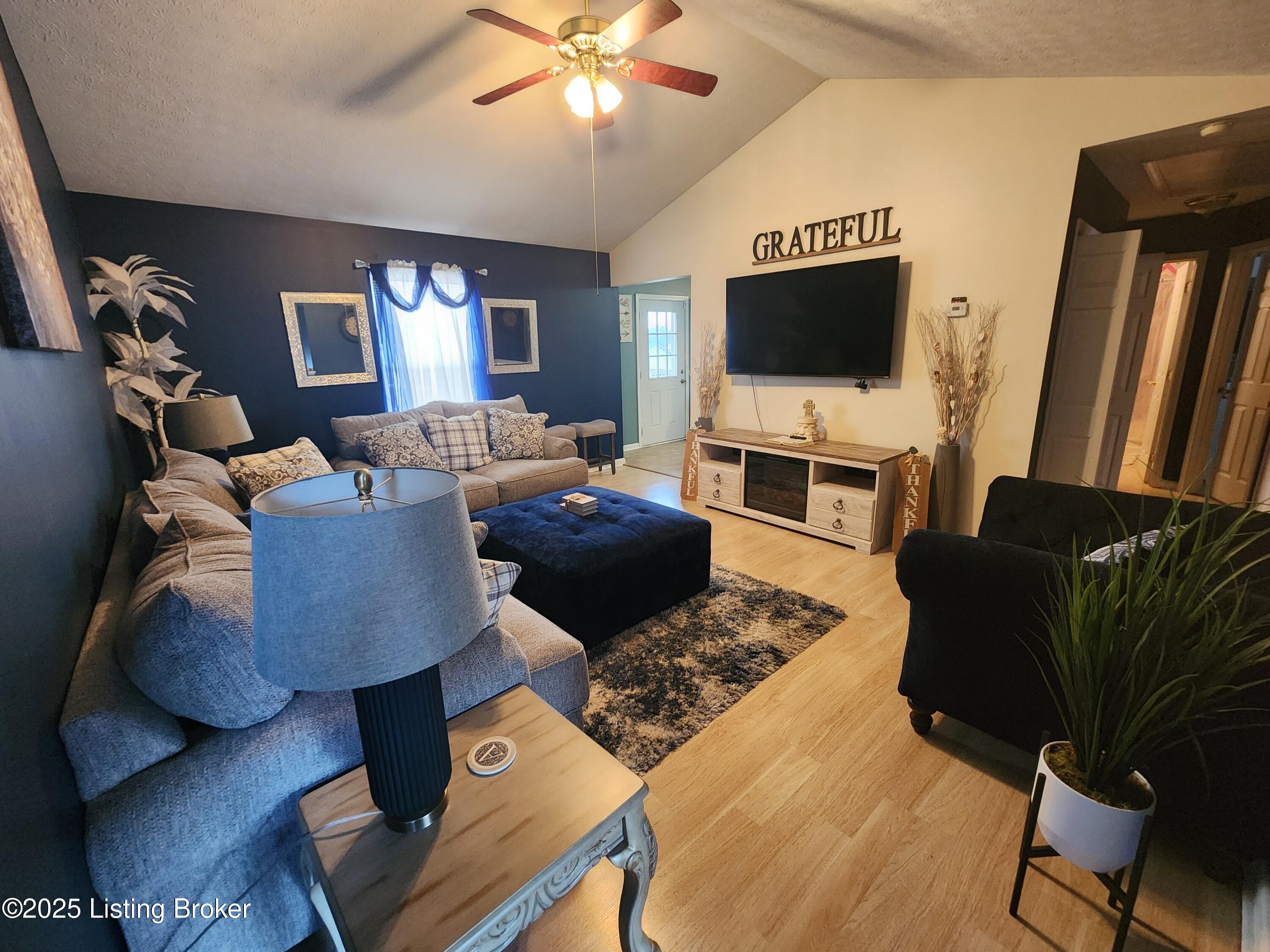 490 Lakes Of Dogwood Blvd