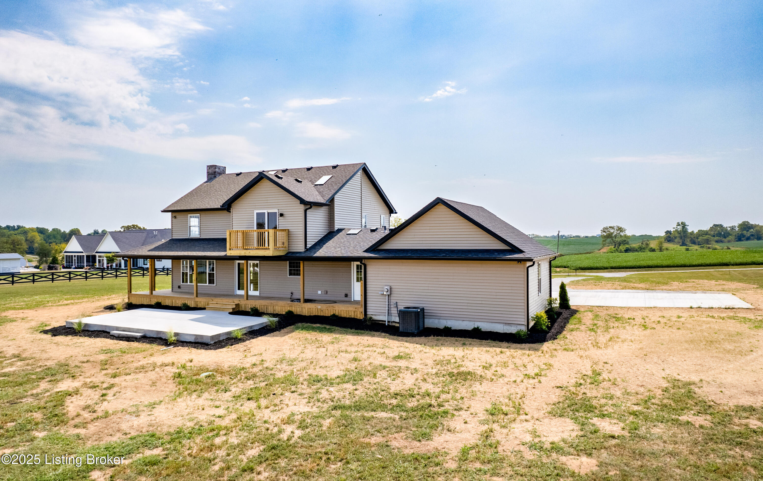 222 Locust Ln