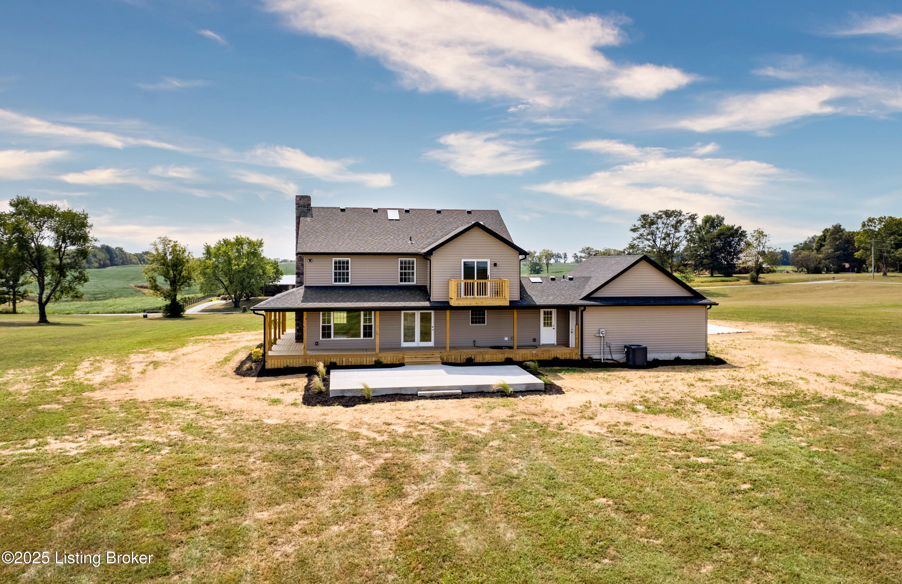 222 Locust Ln