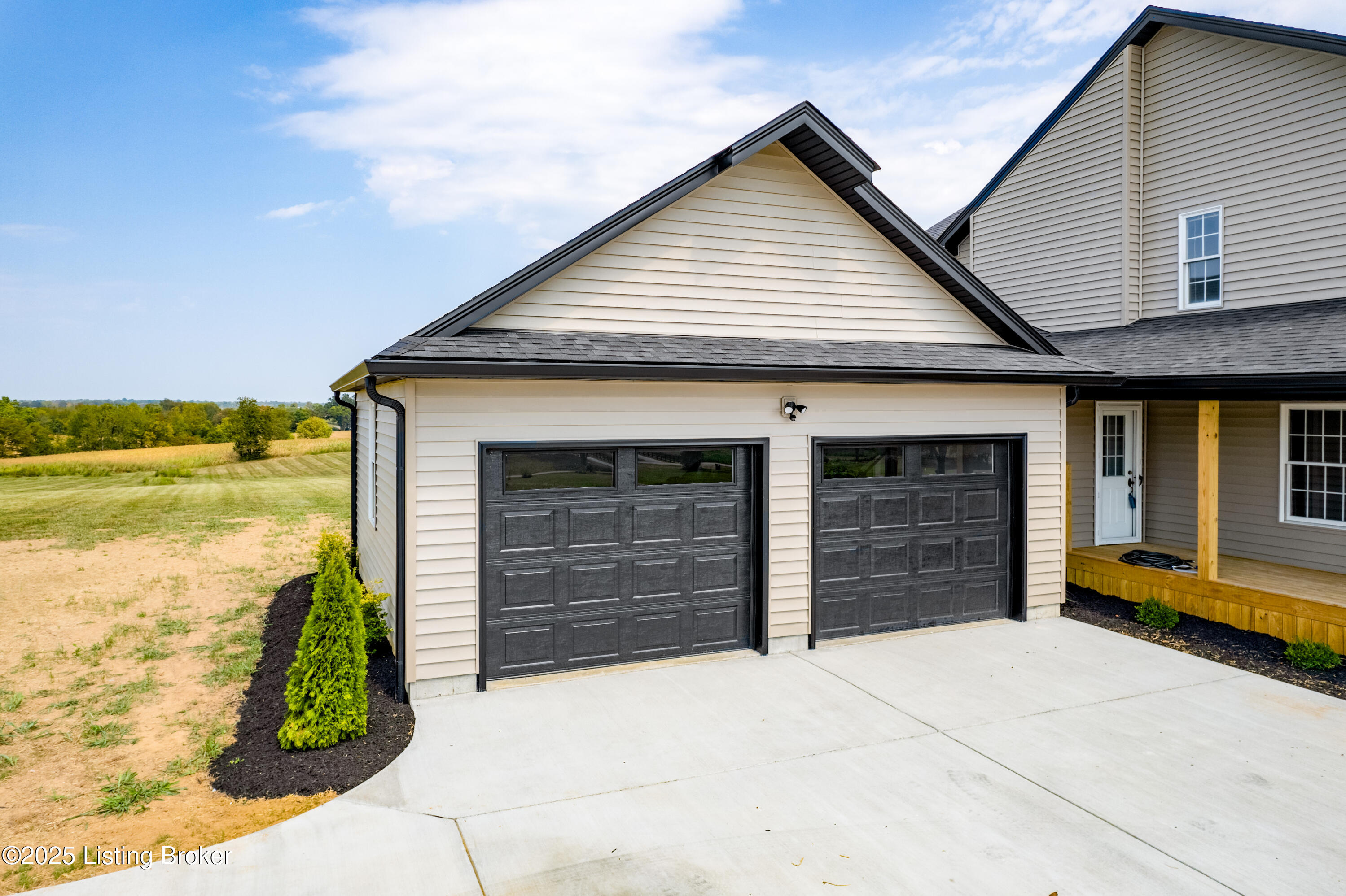 222 Locust Ln