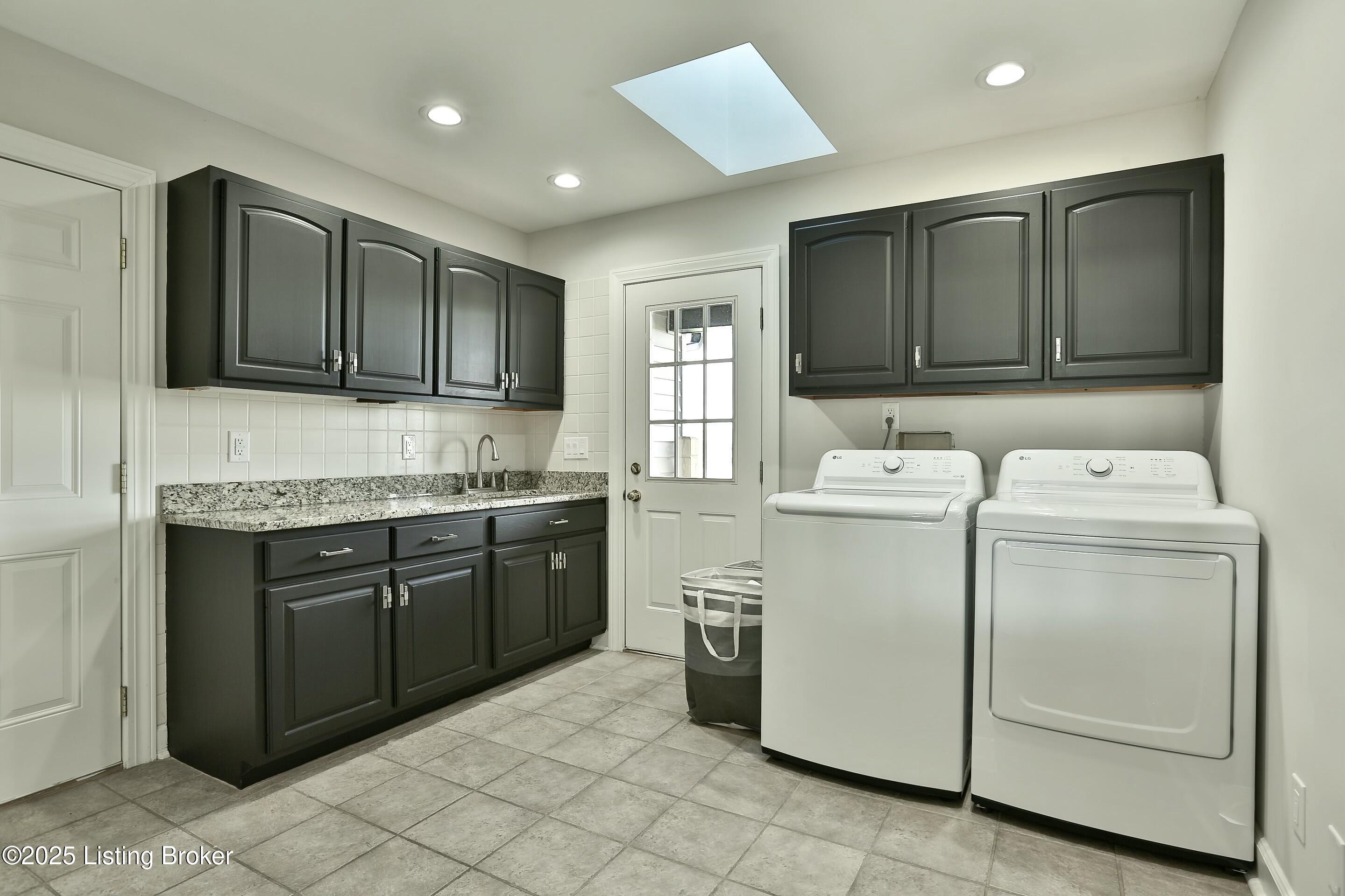 222 Locust Ln