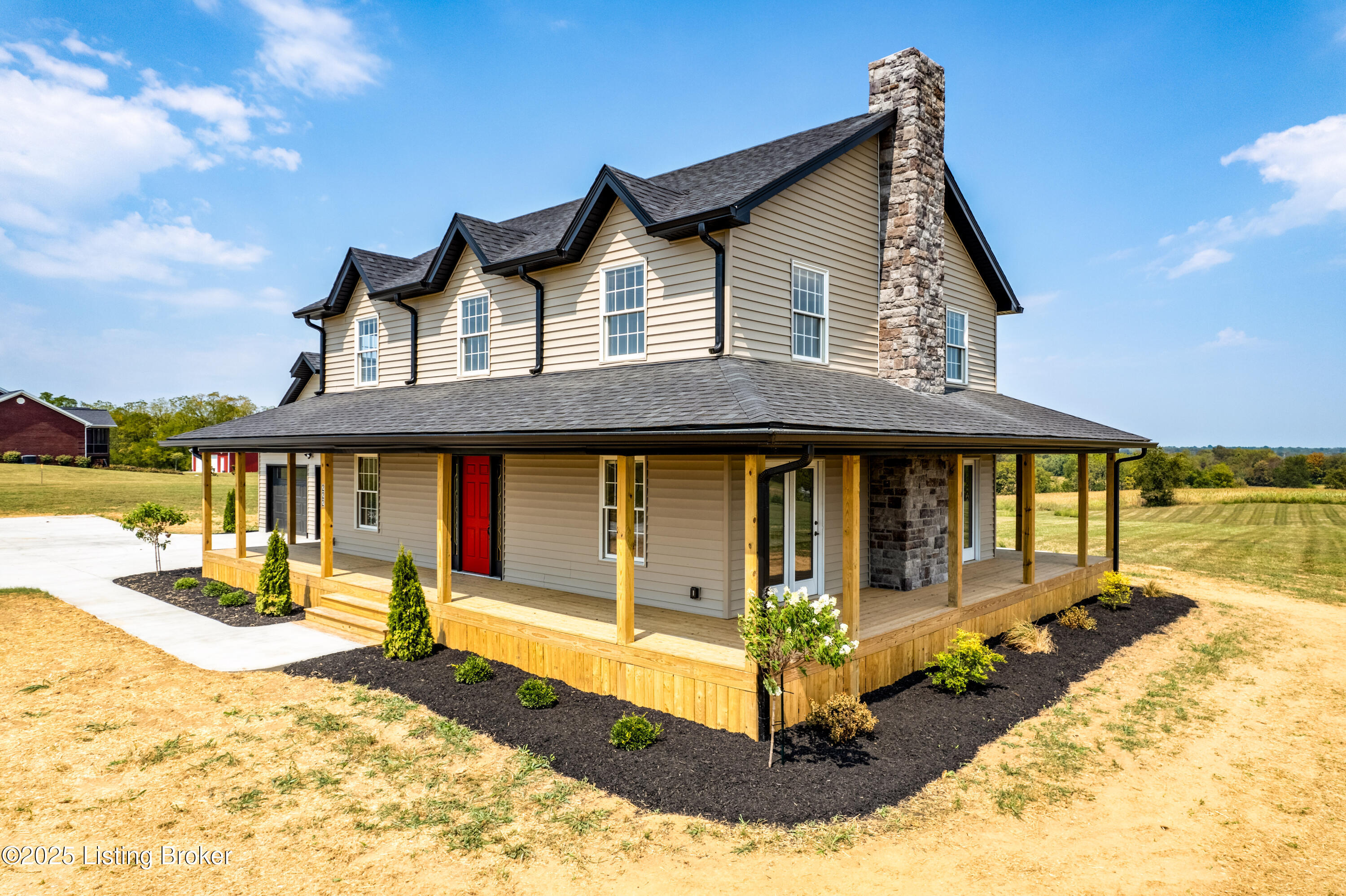 222 Locust Ln
