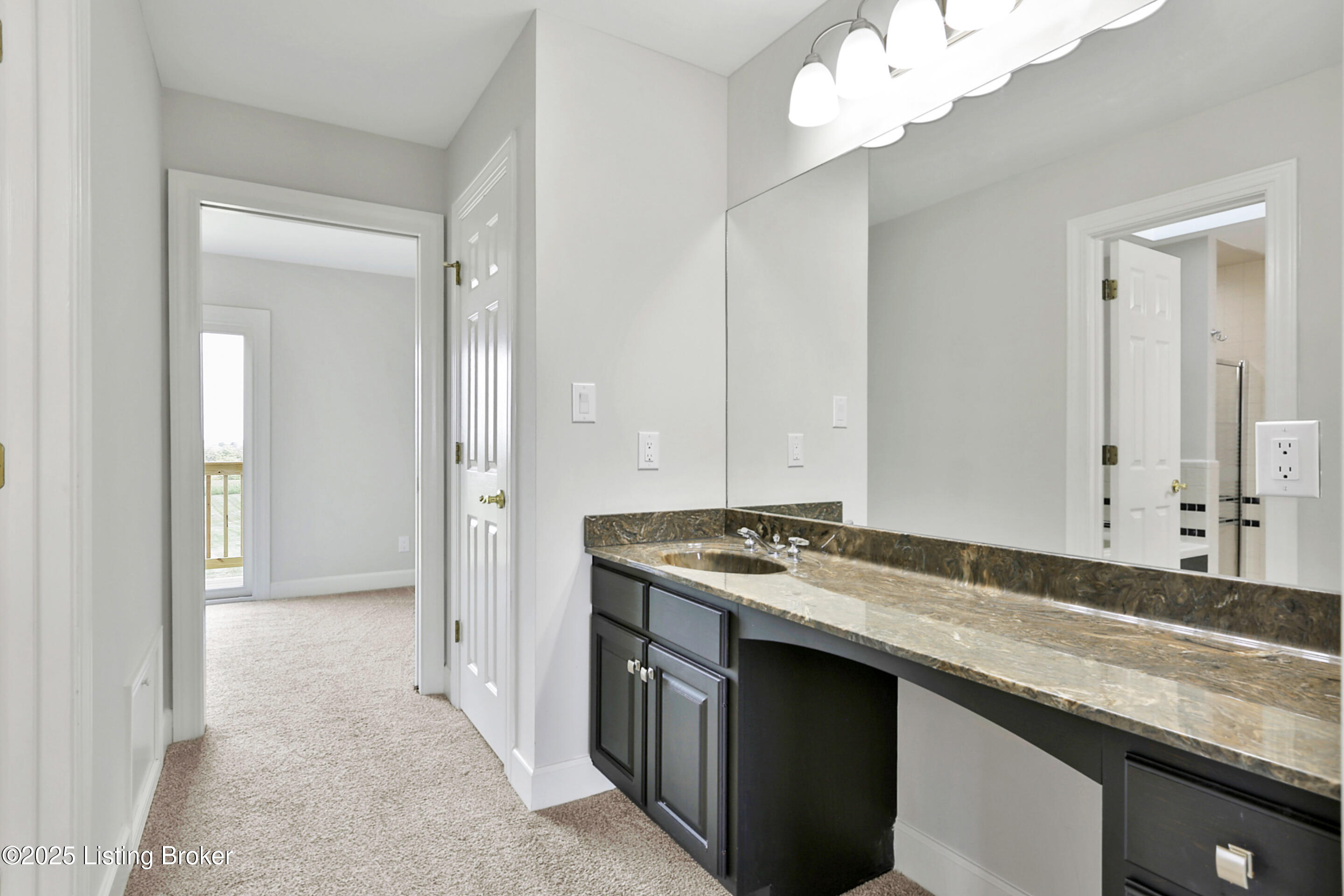 222 Locust Ln