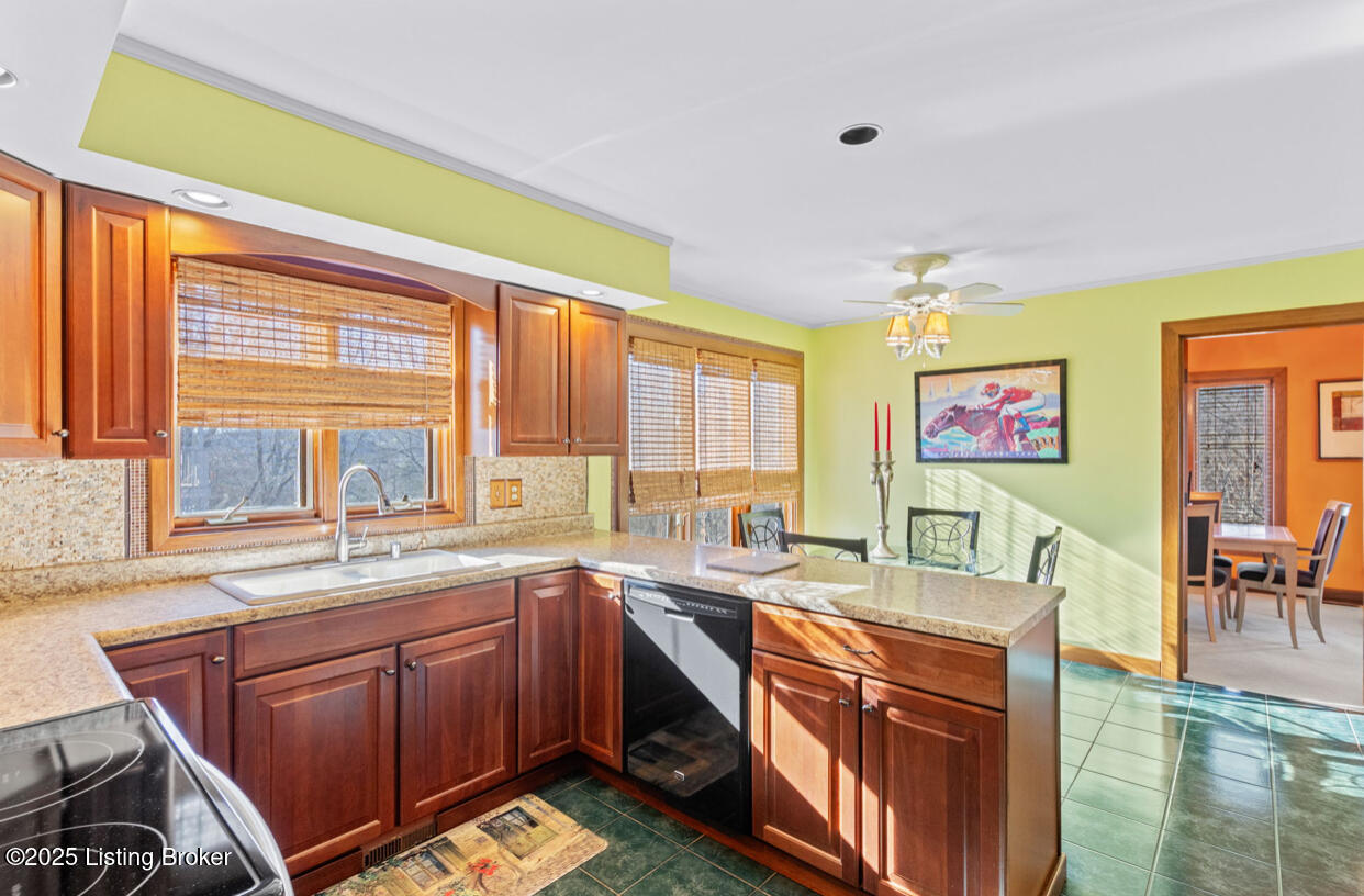 4620 Deepwood Ct