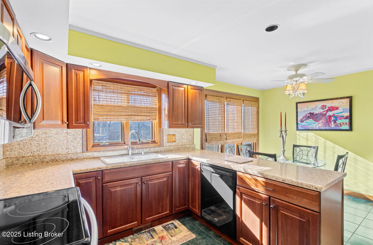 4620 Deepwood Ct