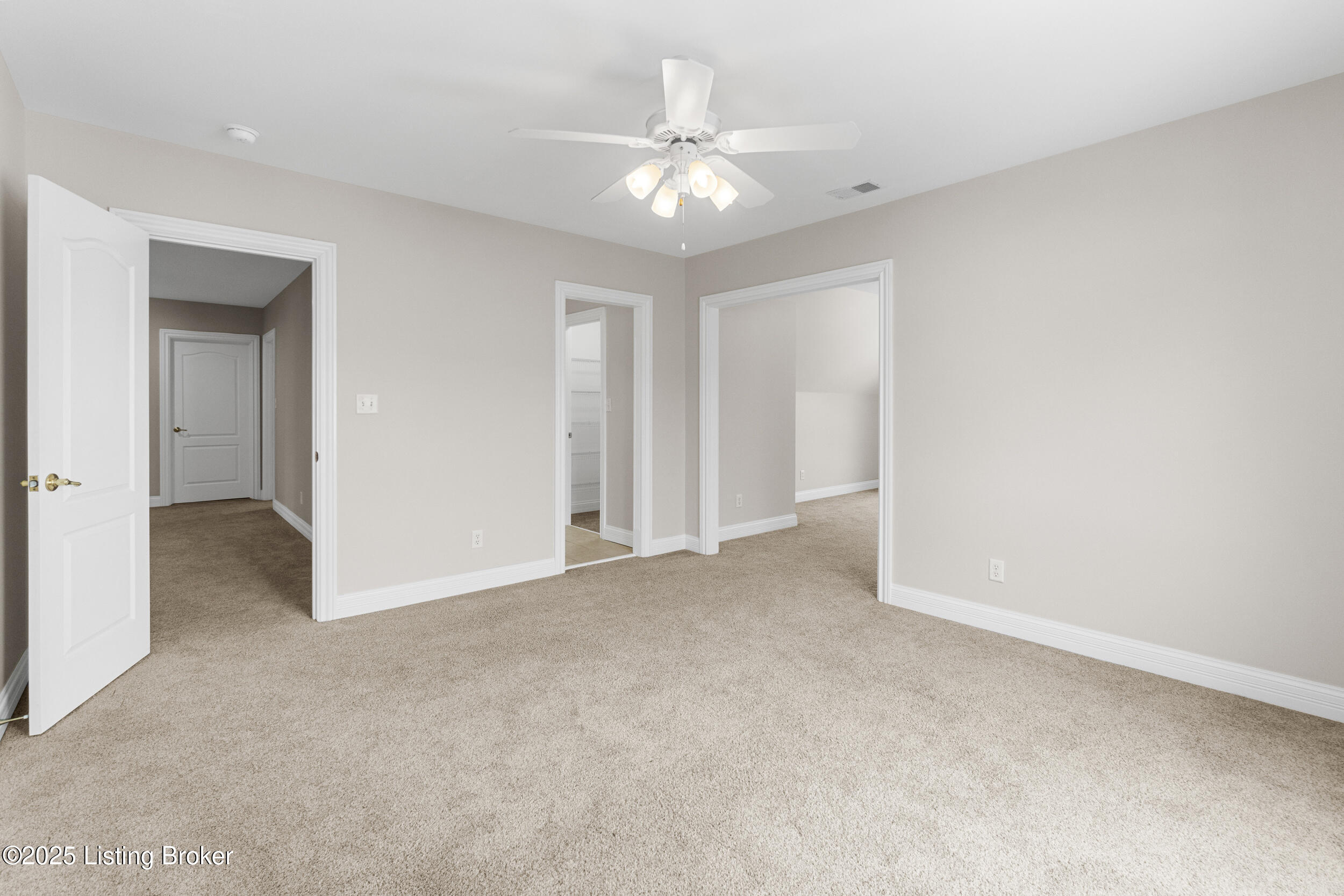 7612 Endecott Pl