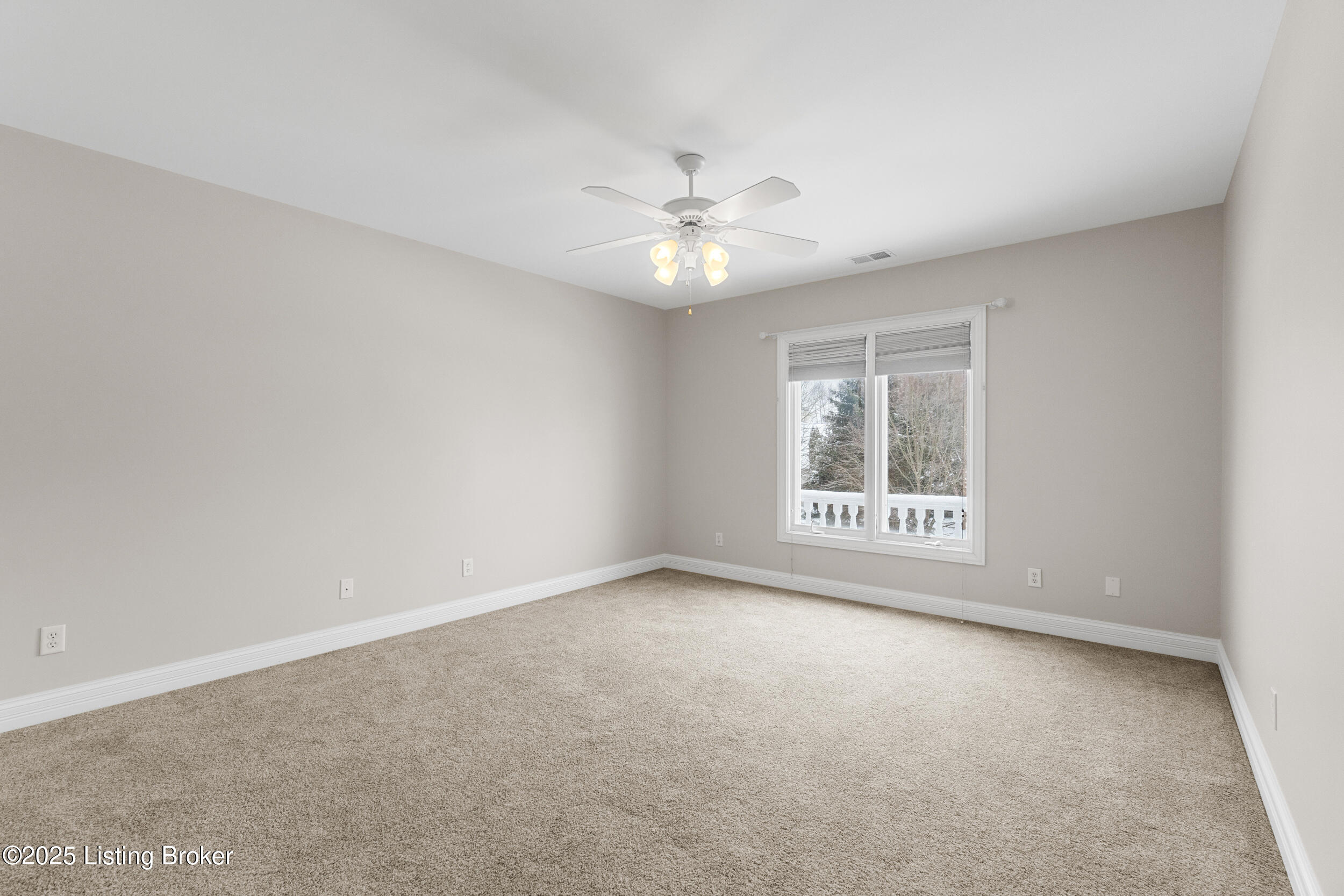 7612 Endecott Pl